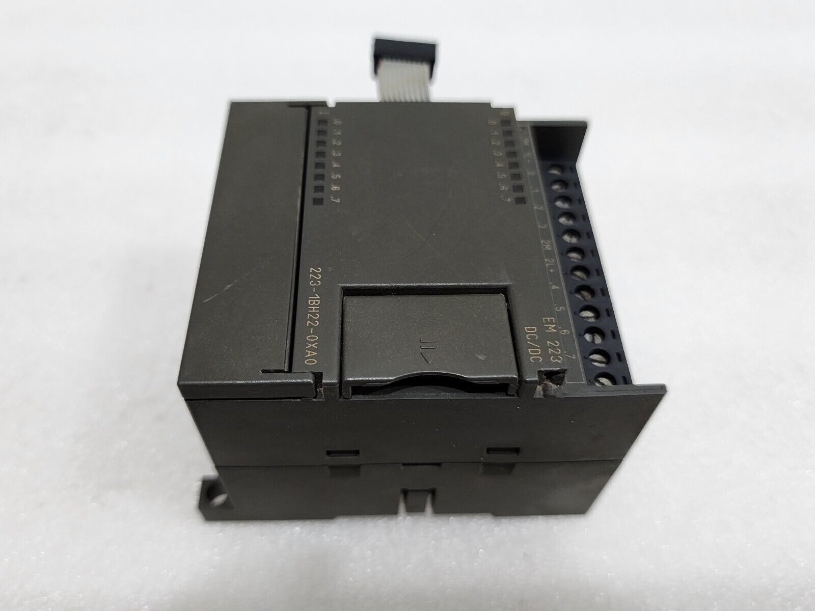 SIEMENS 6ES7 223-1BH22-0XA0 EM223 DIGITAL INPUT MODULE