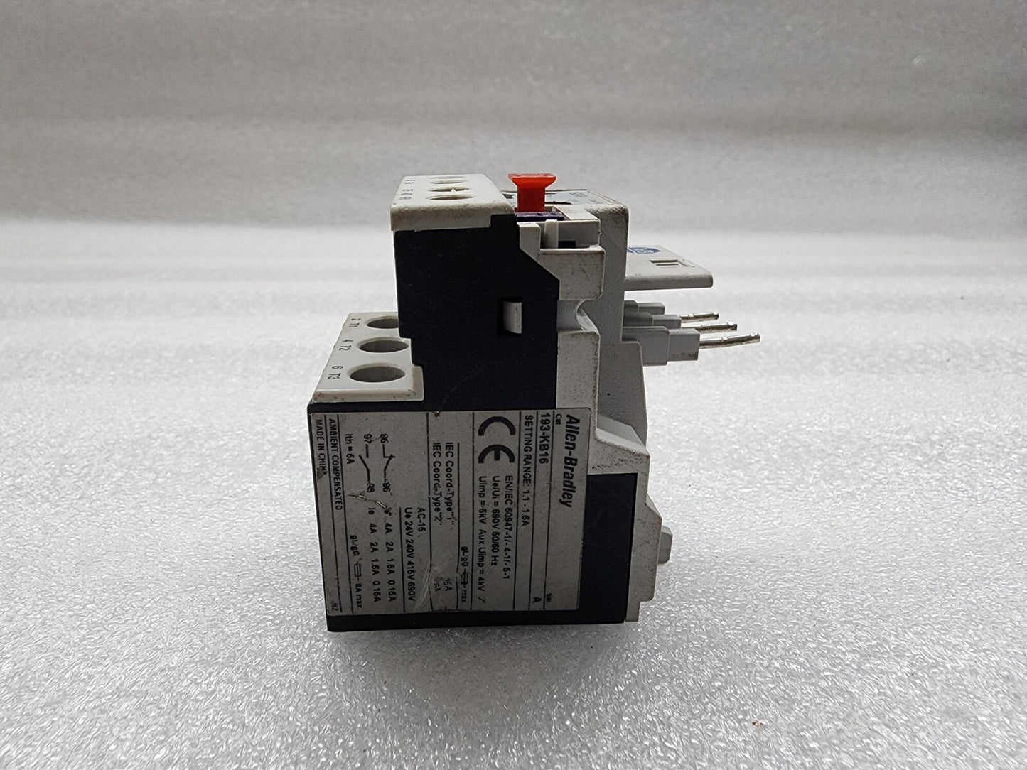 ALLEN BRADLEY CAT 193-KB16 THERMAL OVERLOAD RELAY 1.1-1.6A