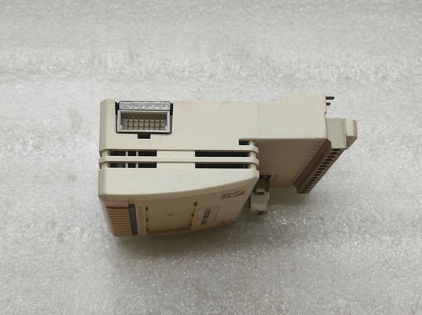 ABB DI801 3BSE020508R1 DIGITAL INPUT MODULE 