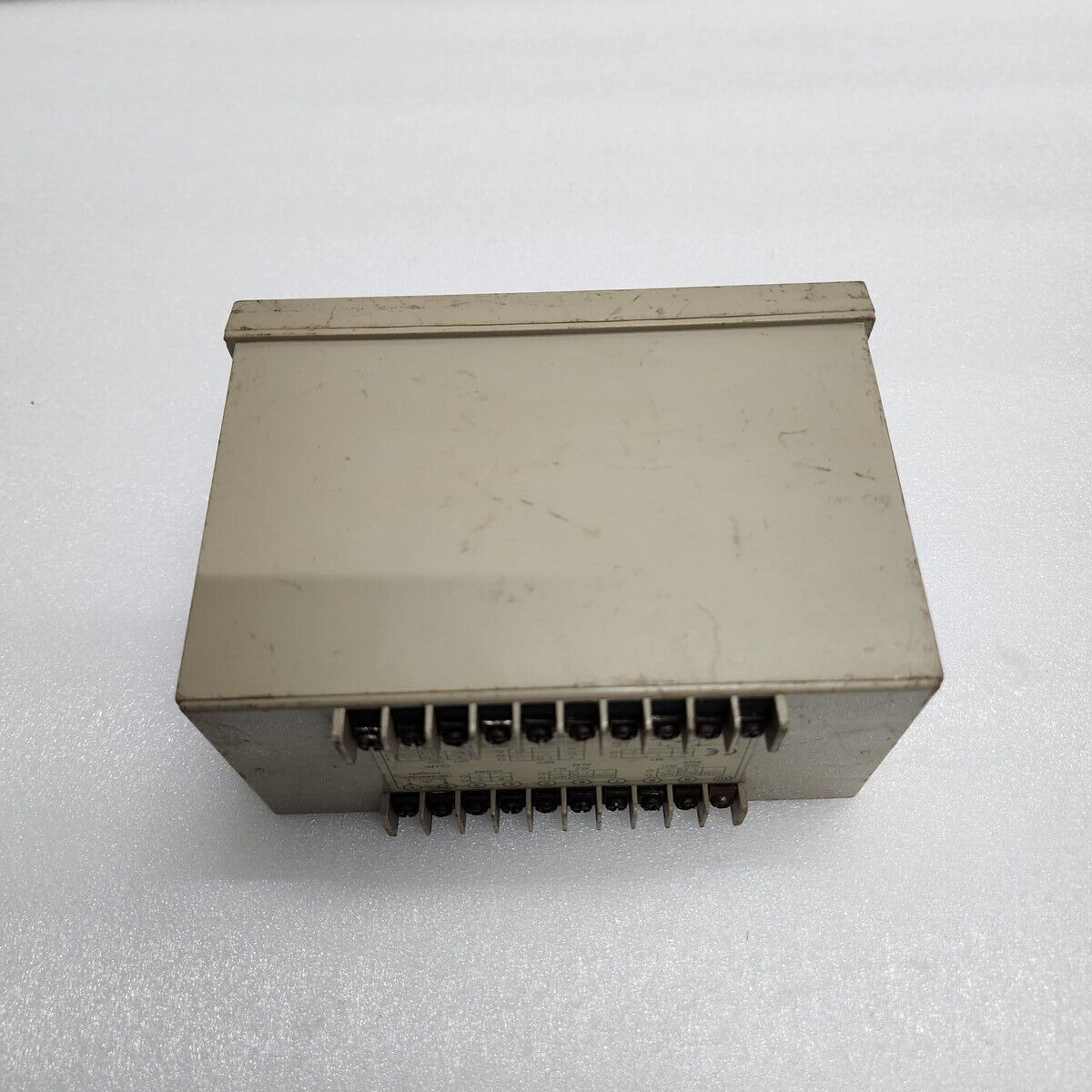 YUDIAN AI PID TEMPERATURE CONTROLLER 100-240V