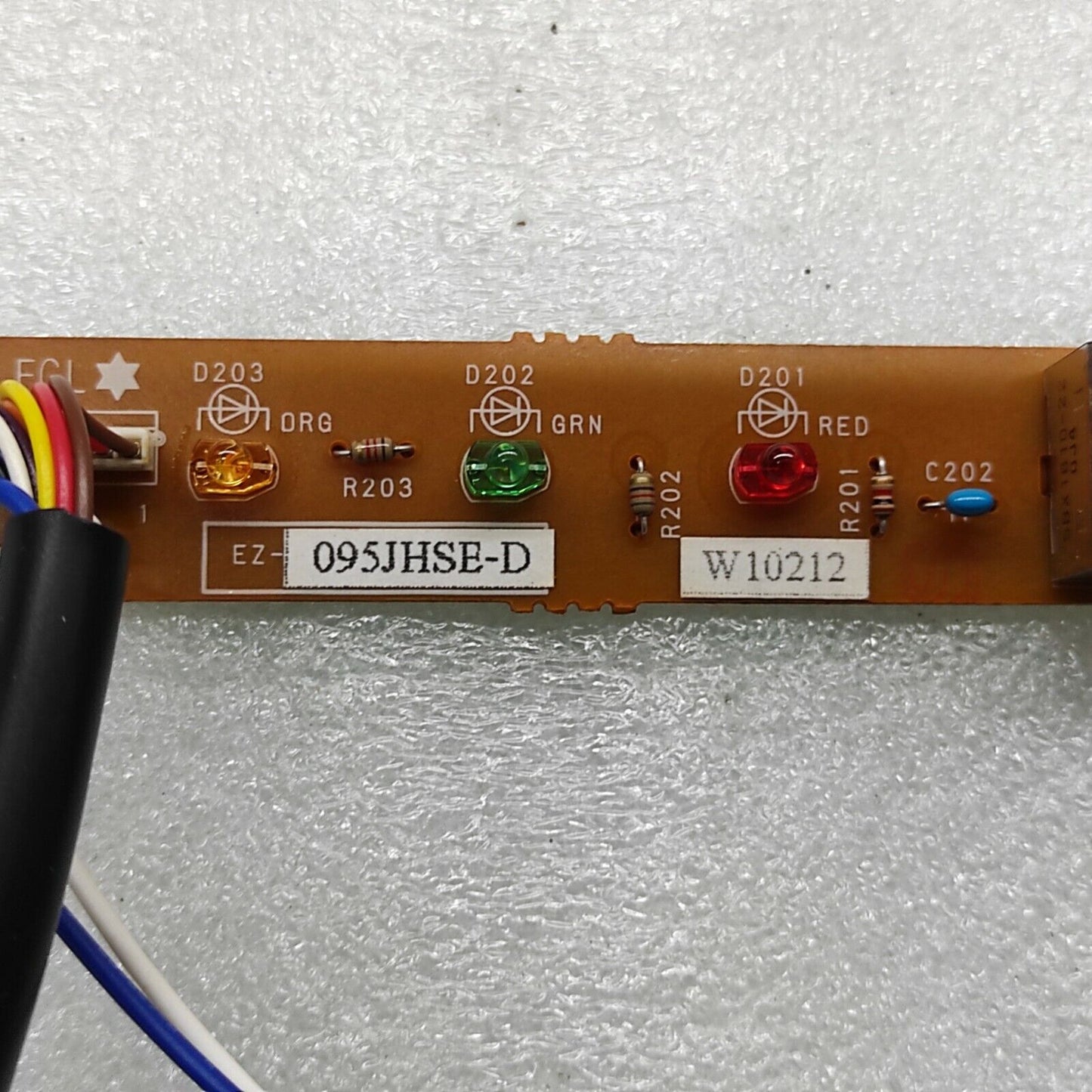 FUJITSU EZ-095JHSE-D WIRE ASSEMBLY CONTROLLER EZ-095JHSE-SW