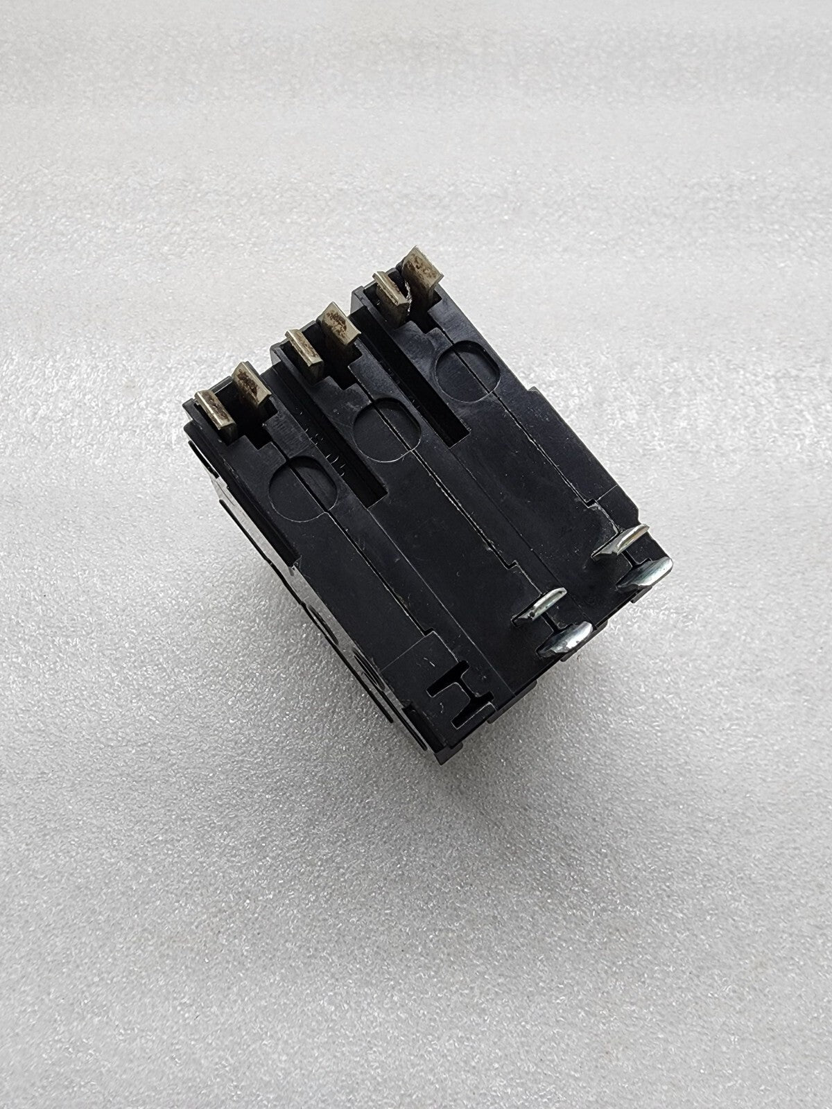 SQUARE D NE-6295 3-POLE CIRCUIT BREAKER 60A