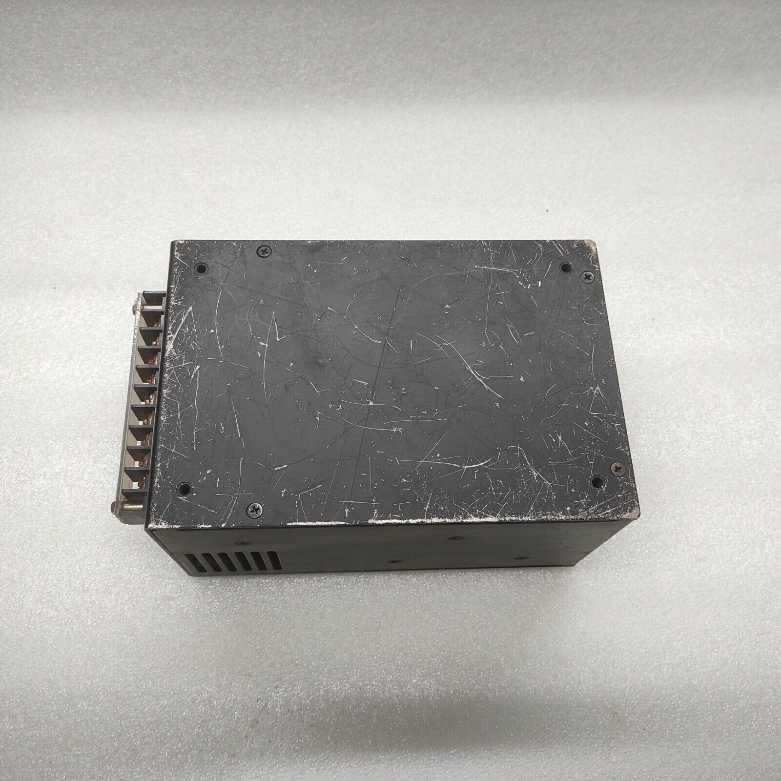 FINE SUNTRONIX VSF400-12 POWER SUPPLY 12VDC 32A