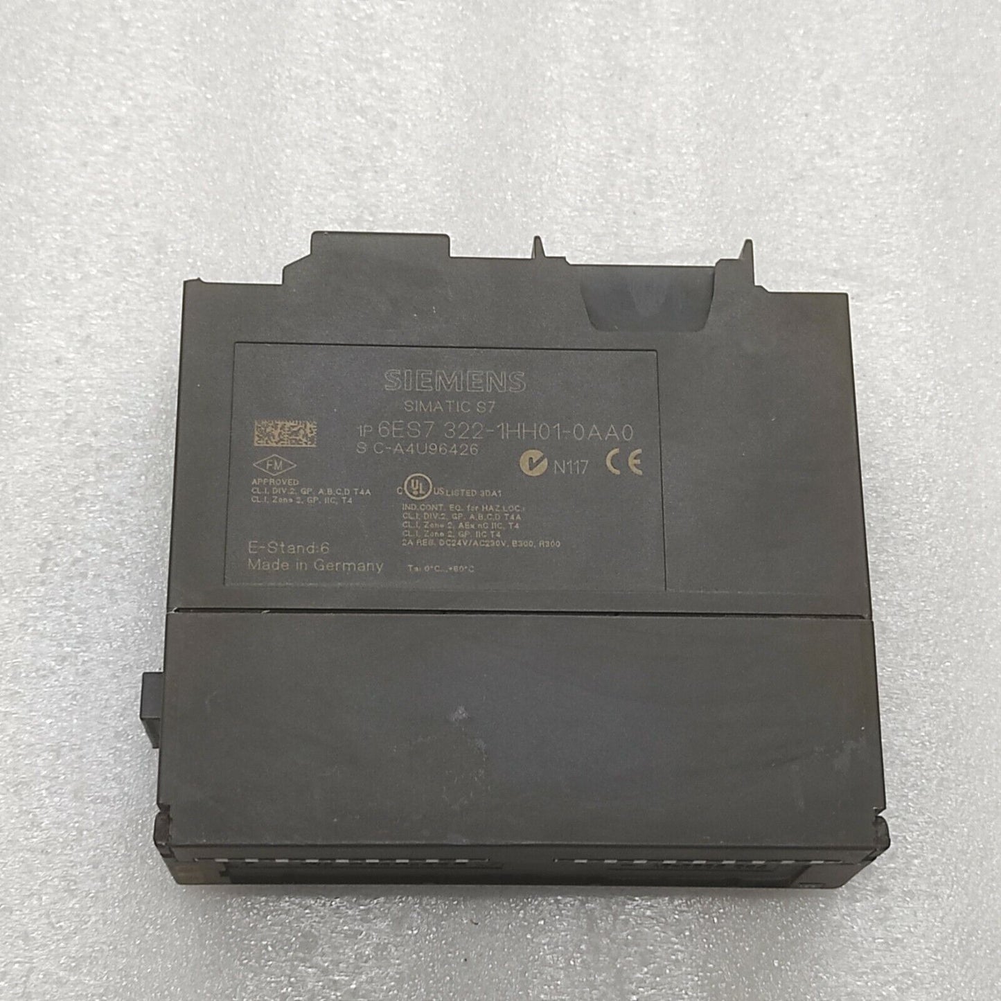 SIEMENS 6ES7 322-1HH01-0AA0 OUTPUT MODULE