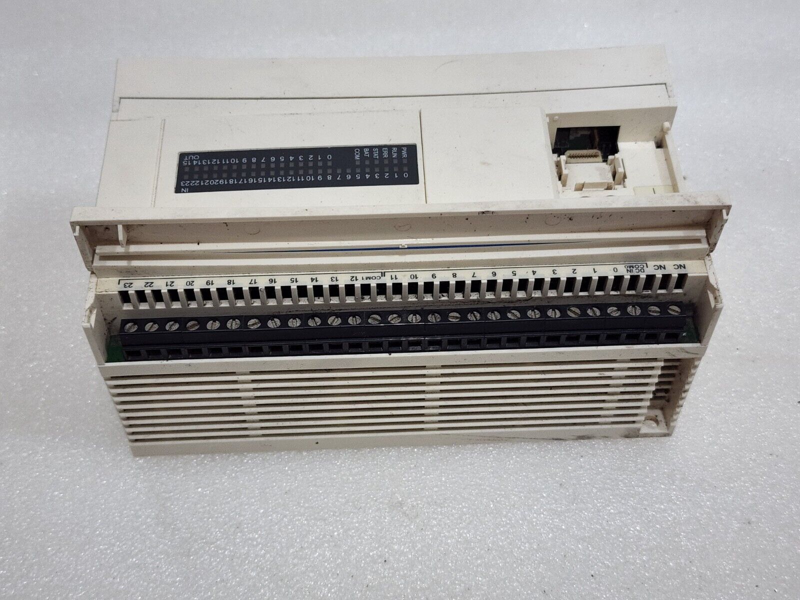 TWDLCDA40DRF COMPACT PLC 24VDC
