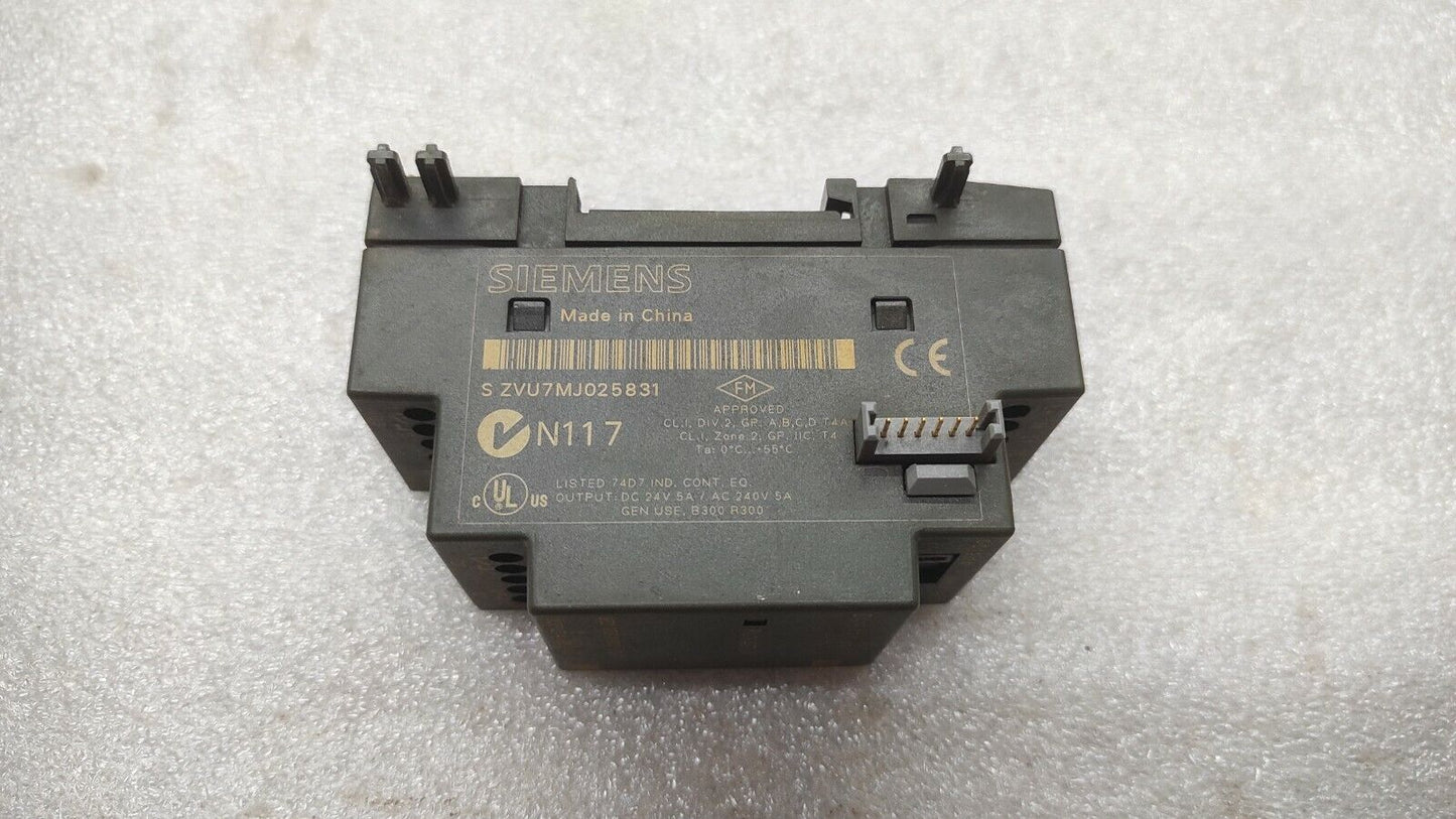 SIEMENS 6ED1 055-1MB00-0BA1 I/O MODULE