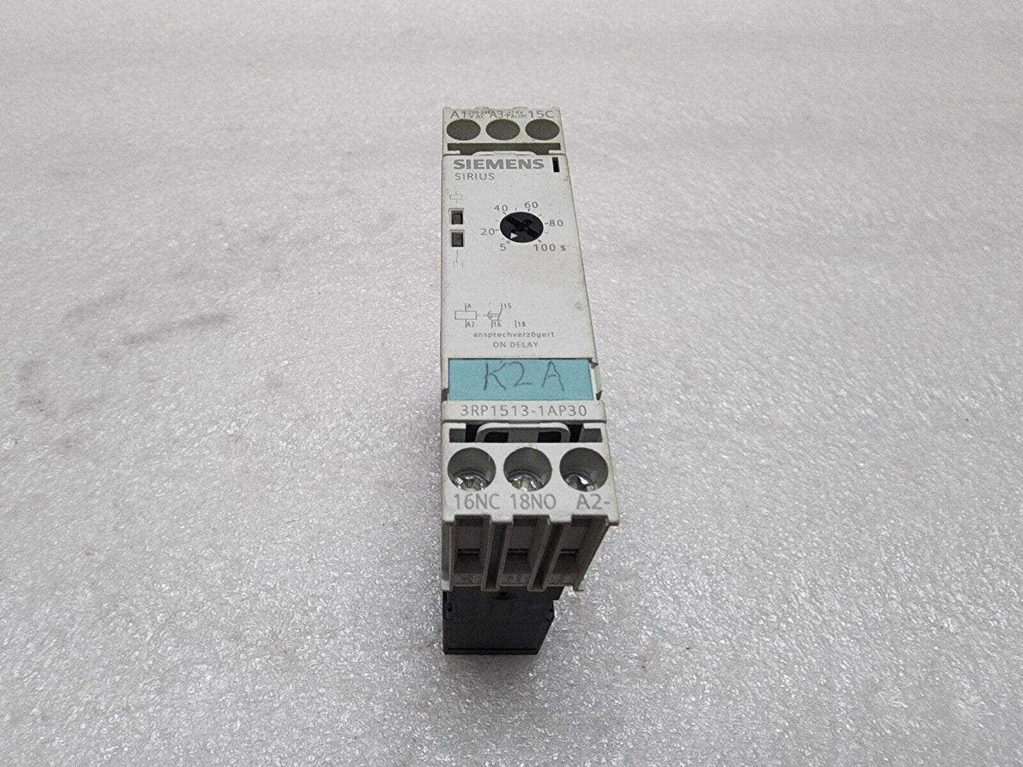 SIEMENS 3RP1513-1AP30 ON DELAY TIME RELAY