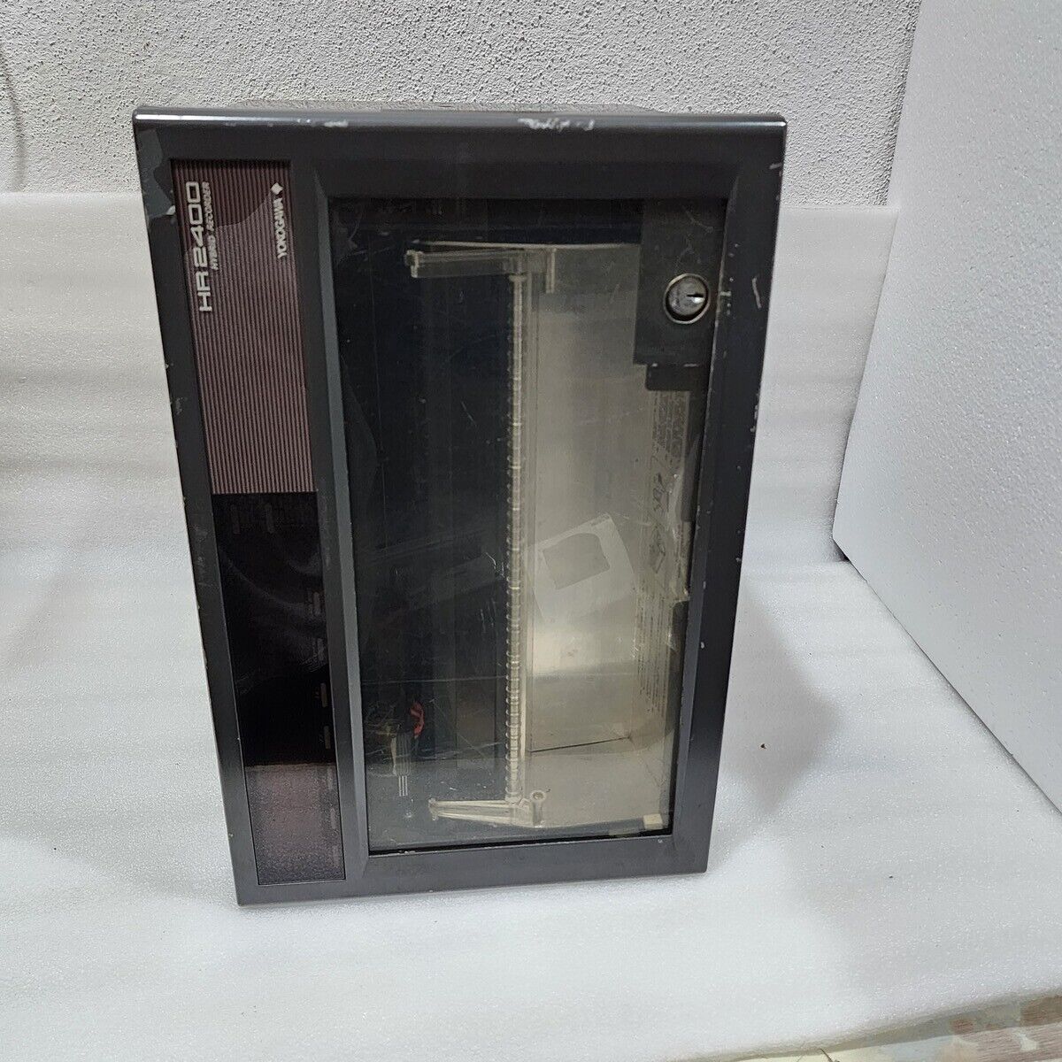 YOKOGAWA HR2400 HYBRID RECORDER 408232-02 90-250VAC