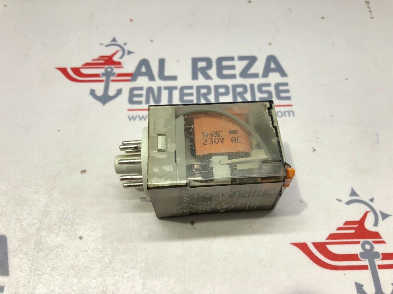 ALLEN BRADLEY CAT 700-HA32A03-3 SERIES D RELAY