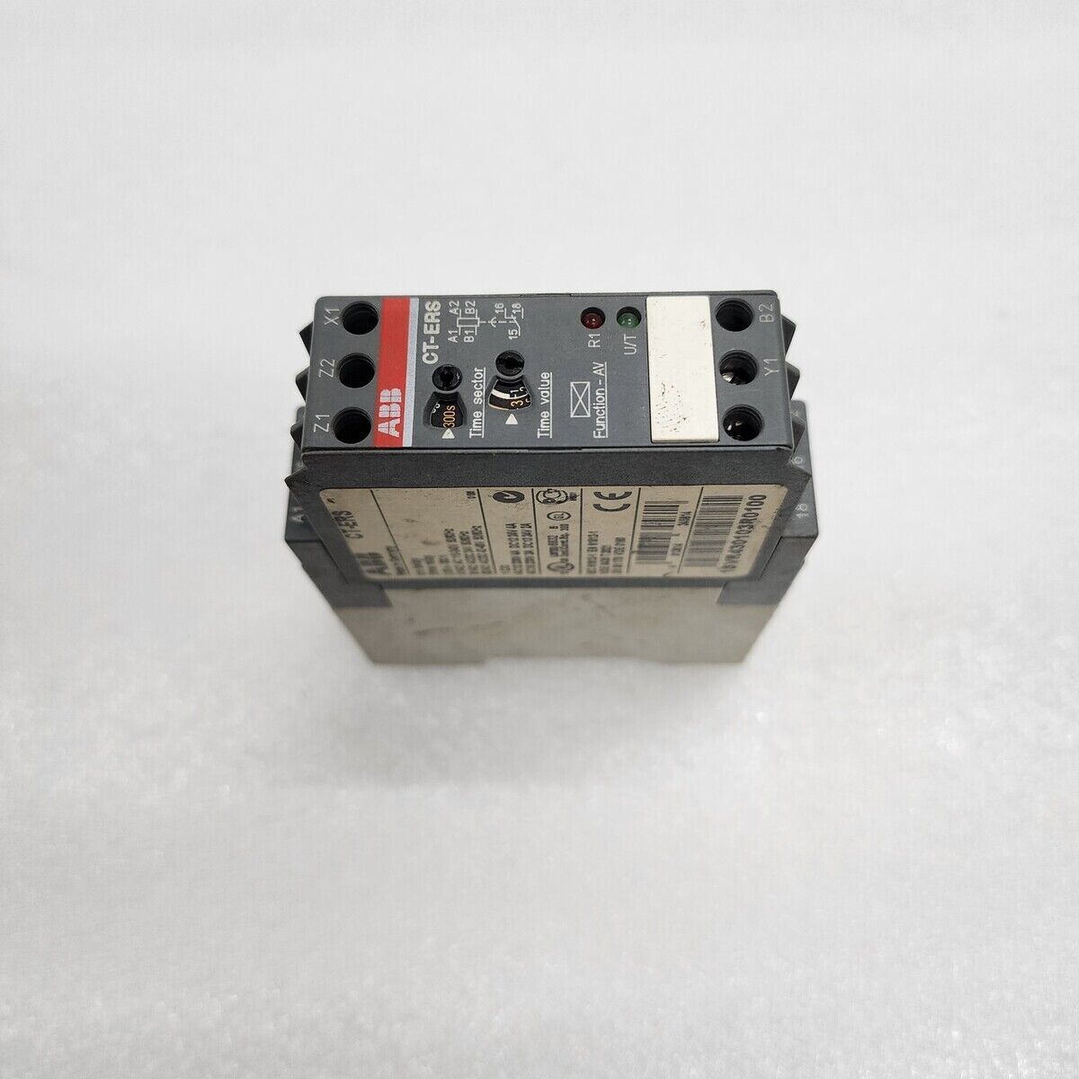 ABB CT-ERS ON-DELAY TIME RELAY 1SVR430103R0100 110-240VAC / 24VAC-DC / 42-48VAC-