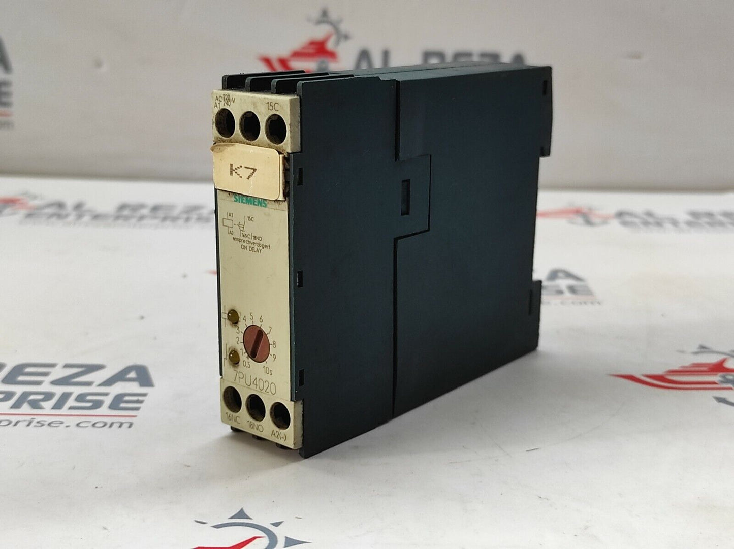 SIEMENS 7PU4020 TIME DELAY RELAY 7PU4020-1AN20 220-240V