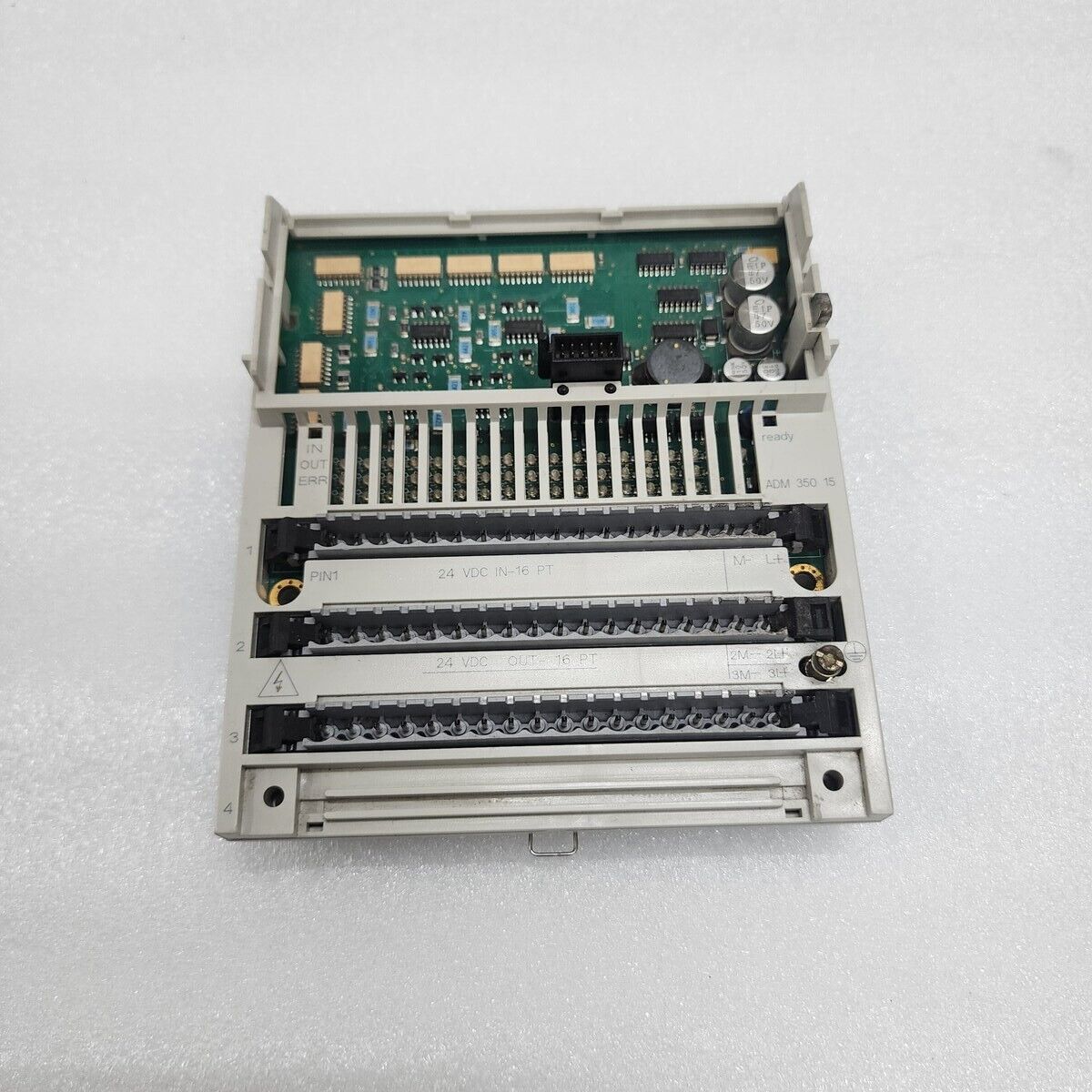 170ADM35015 I/O Basis 24 Vdc 16PT Pin / Aus