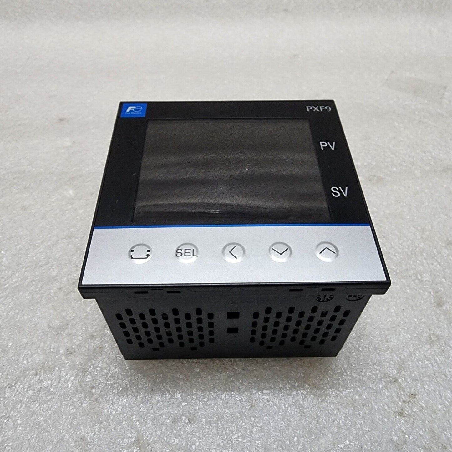 FUJI ELECTRIC PXF9ABY2-FVM00-P TEMPERATURE CONTROLLER 100-240VAC