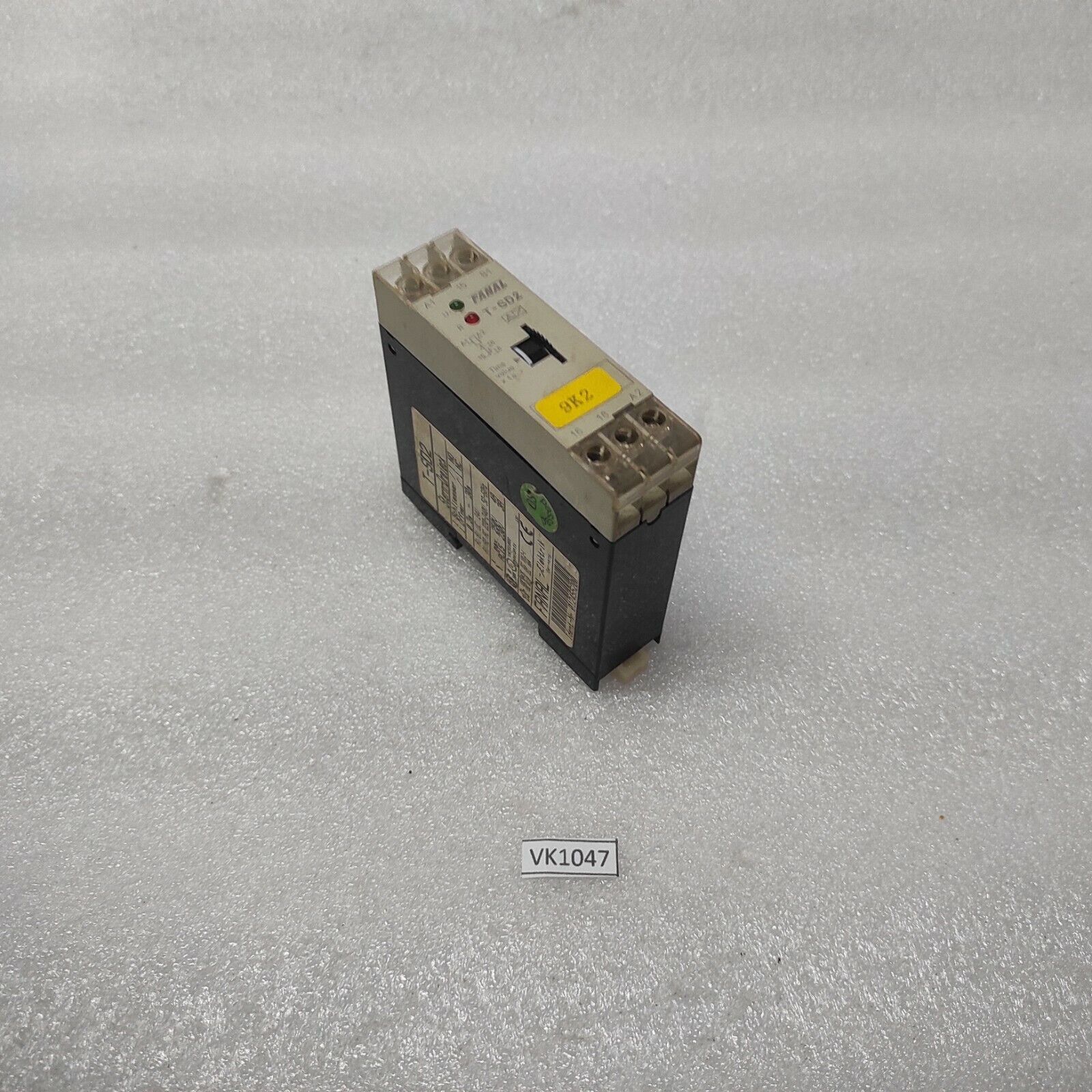 FANAL T-SD2 TIMER RELAY 012455200 0.3S-30S 24VAC-DC/220-240VAC