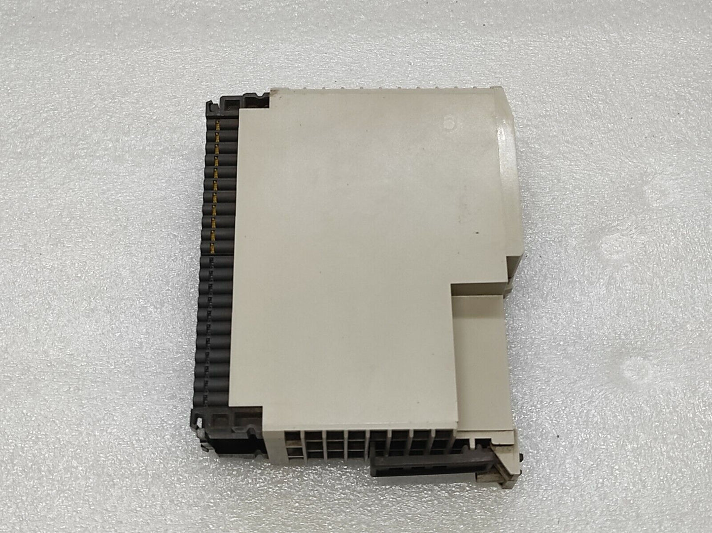 AEG MODICON DAP 212/AS-BDAP-212 DISCRETE COMBI OUTPUT MODULE