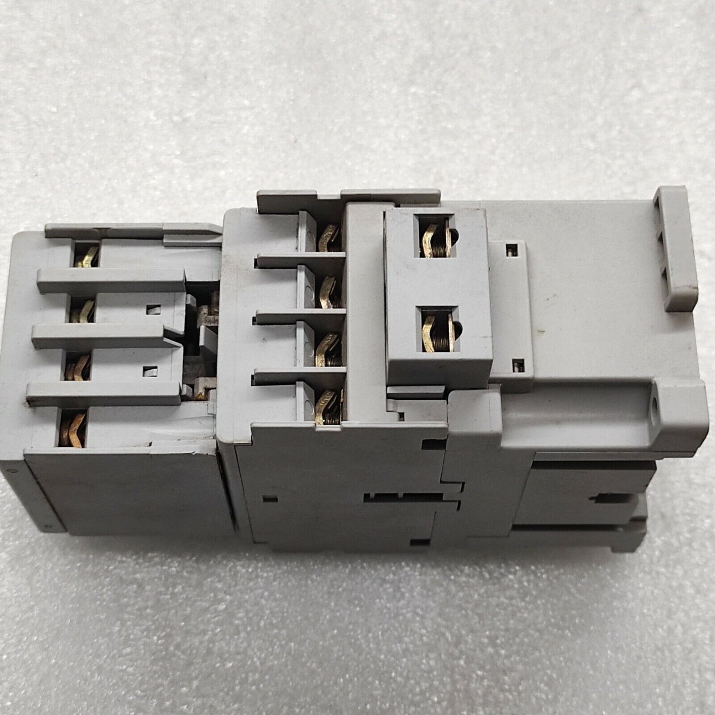 ALLEN BRADLEY 100-C12-10 12AMP CONTACTOR COIL VOLTAGE 48VAC A31 100-F