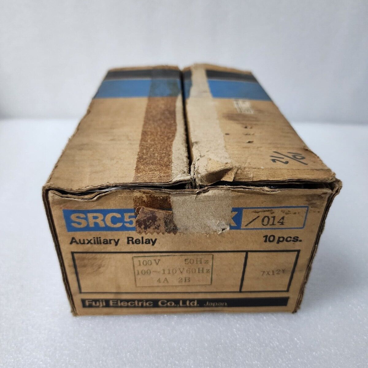 FUJI ELECTRIC SRC50-2U/X (4A2B) MAGNETIC CONTACTOR COIL VOLTAGE 100-110V
