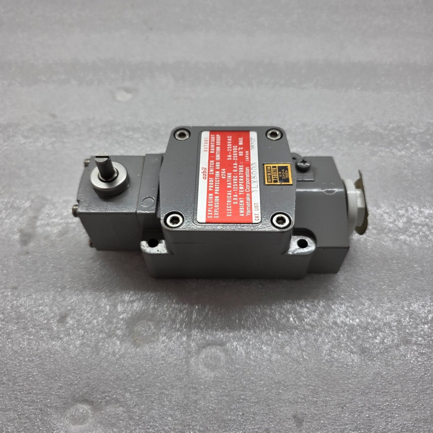 AZBIL 05T601 EXPLOSION PROOF SWITCH 1LX5003