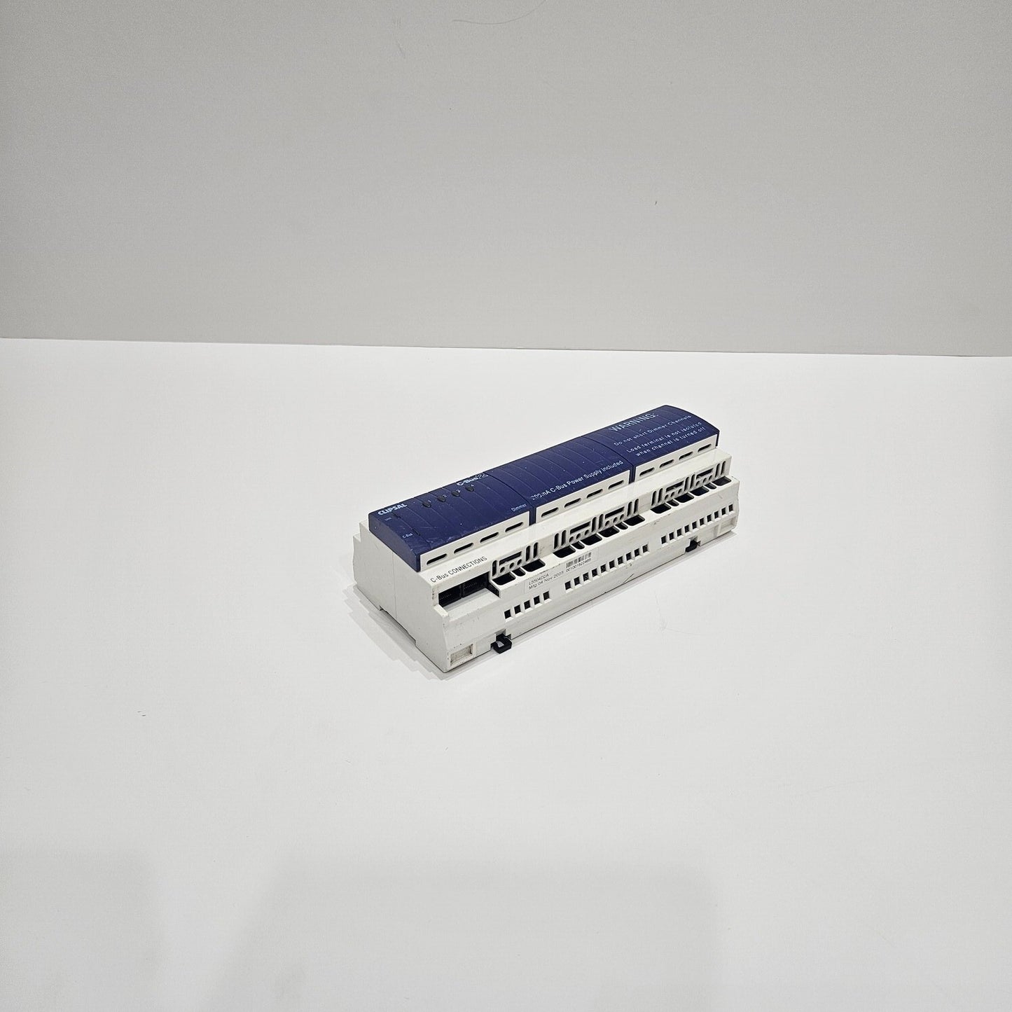 CLIPSAL L5504D2A 4-CHANNEL DIMMER 220-240V