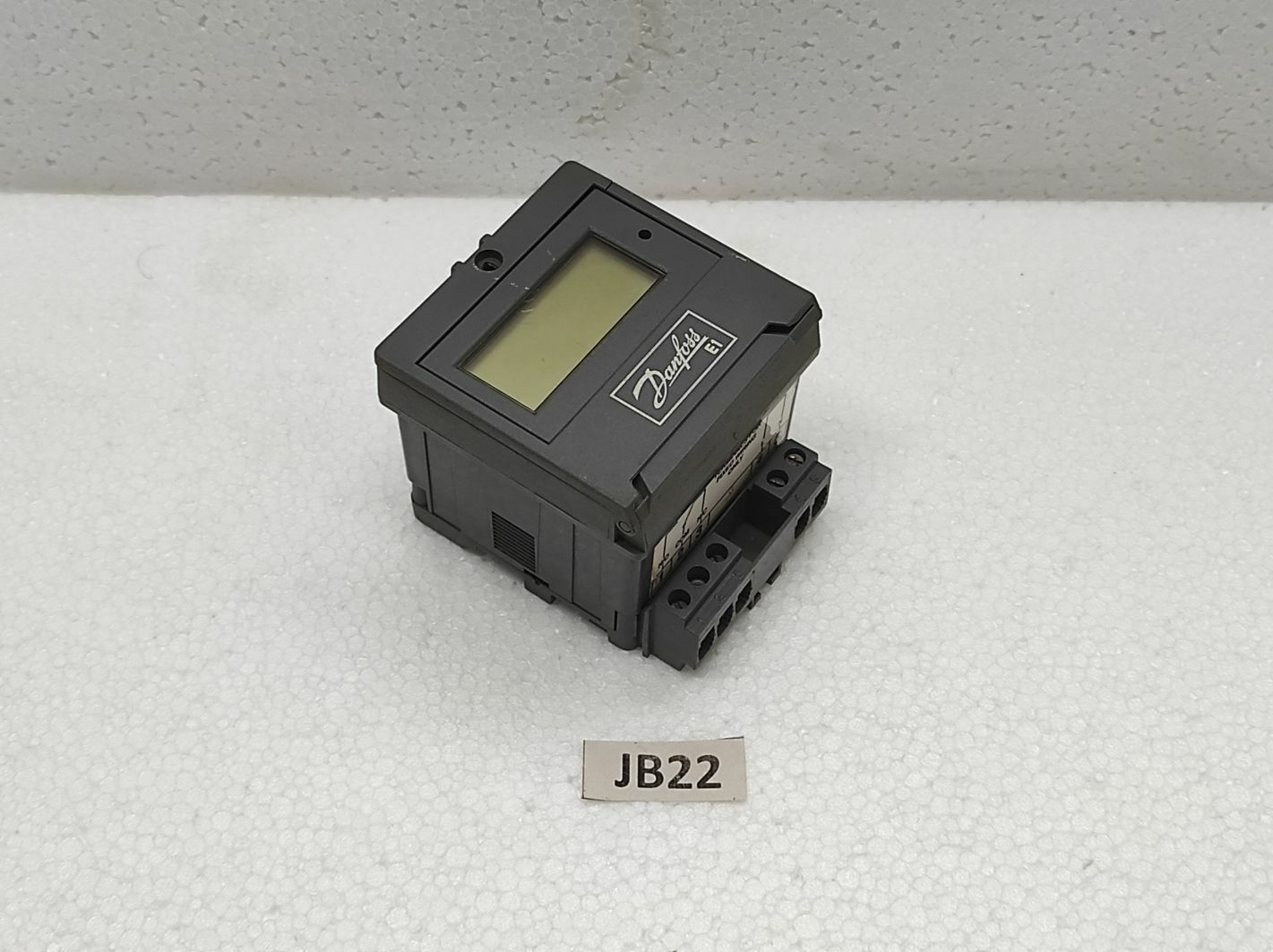 DANFOSS E1 ELECTRONIC TIME SWITCH 100/125 VAC