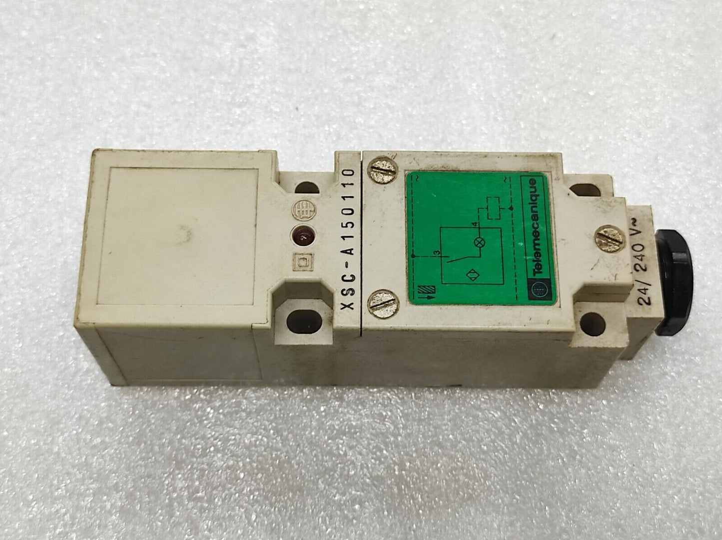 TELEMECANIQUE XSC-A150110 INDUCTIVE SENSOR