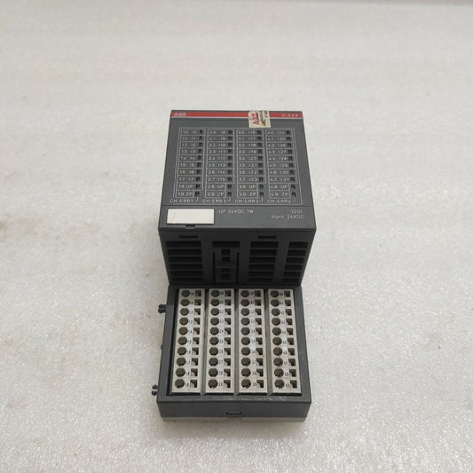 ABB DI524 DO DIGITAL INPUT MODULE 1SAP240000R0001