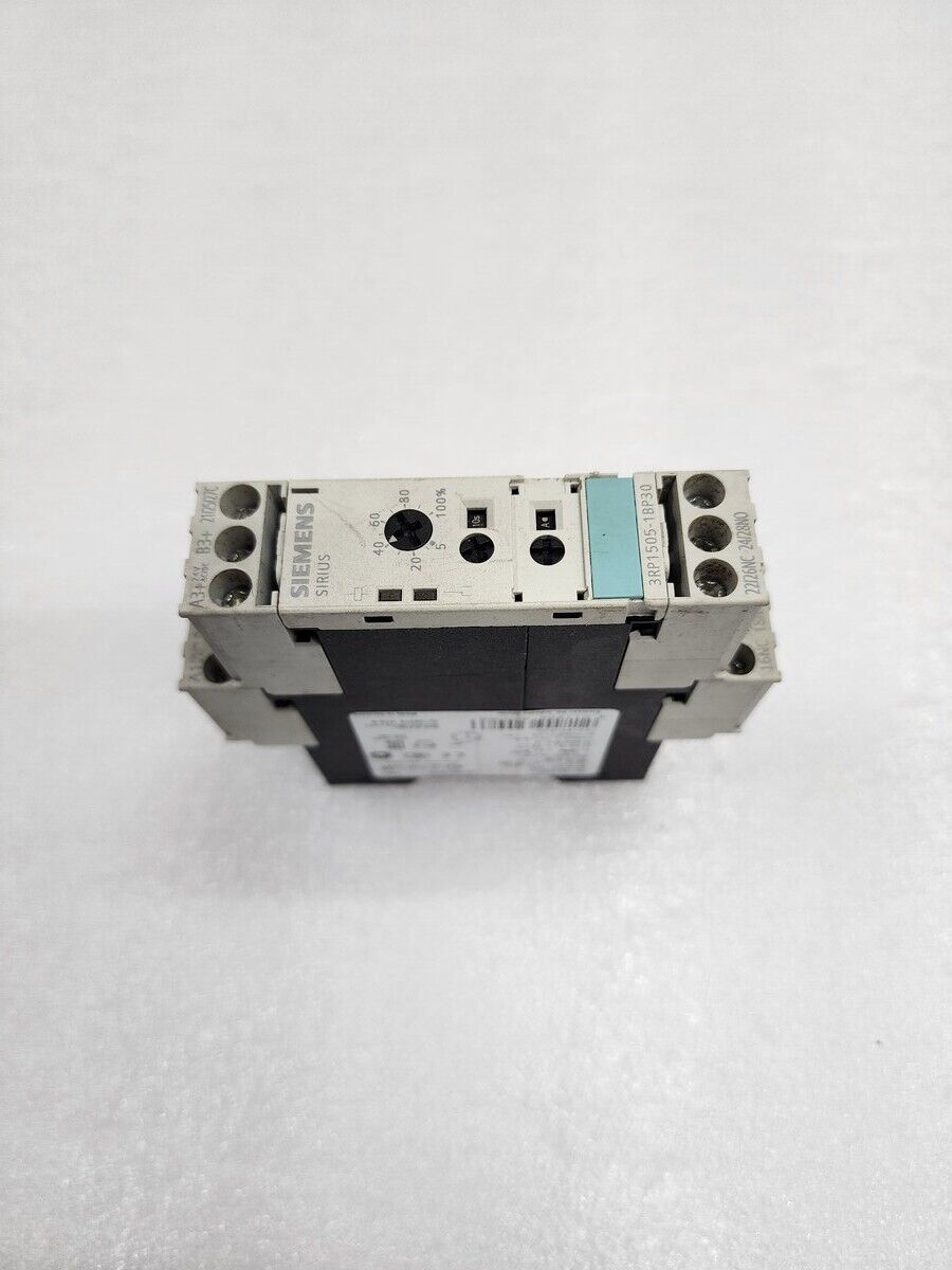 SIEMENS 3RP1505-1BP30 TIME DELAY RELAY