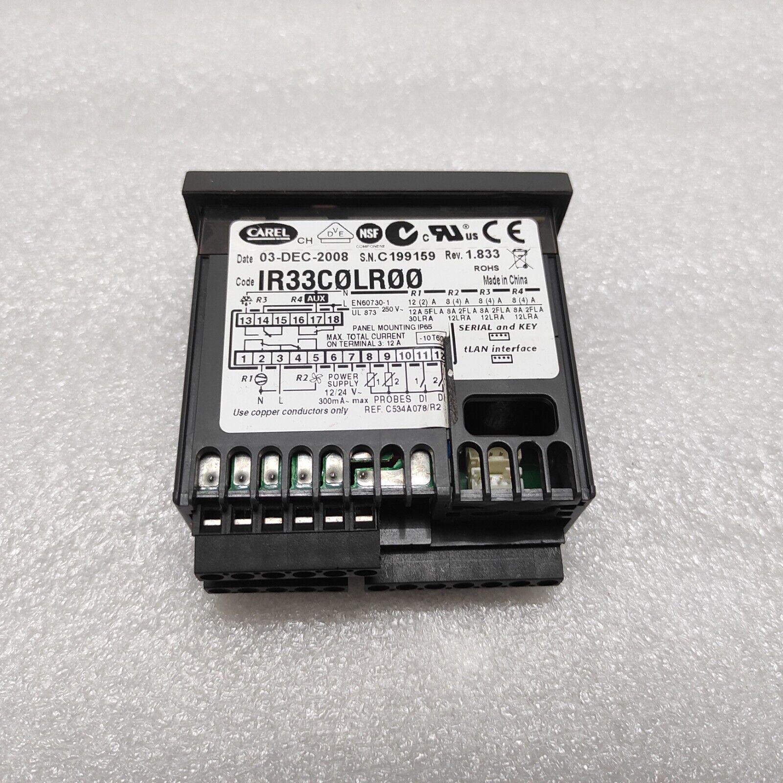 CAREL IR33C0LR00 REFRIGERATION DIGITAL TEMPERATURE CONTROLLER