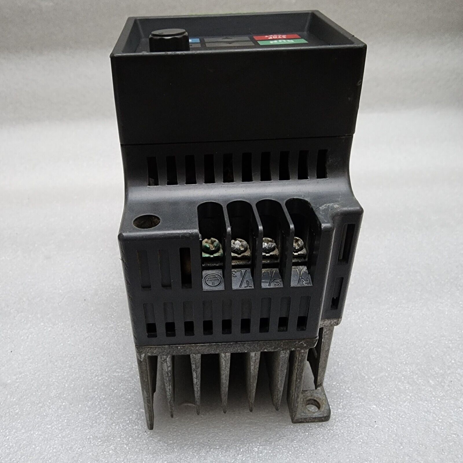 DELTA VFD-EL 3-PH INVERTER DRIVE VFD004EL43A 0.4kW/0.5HP