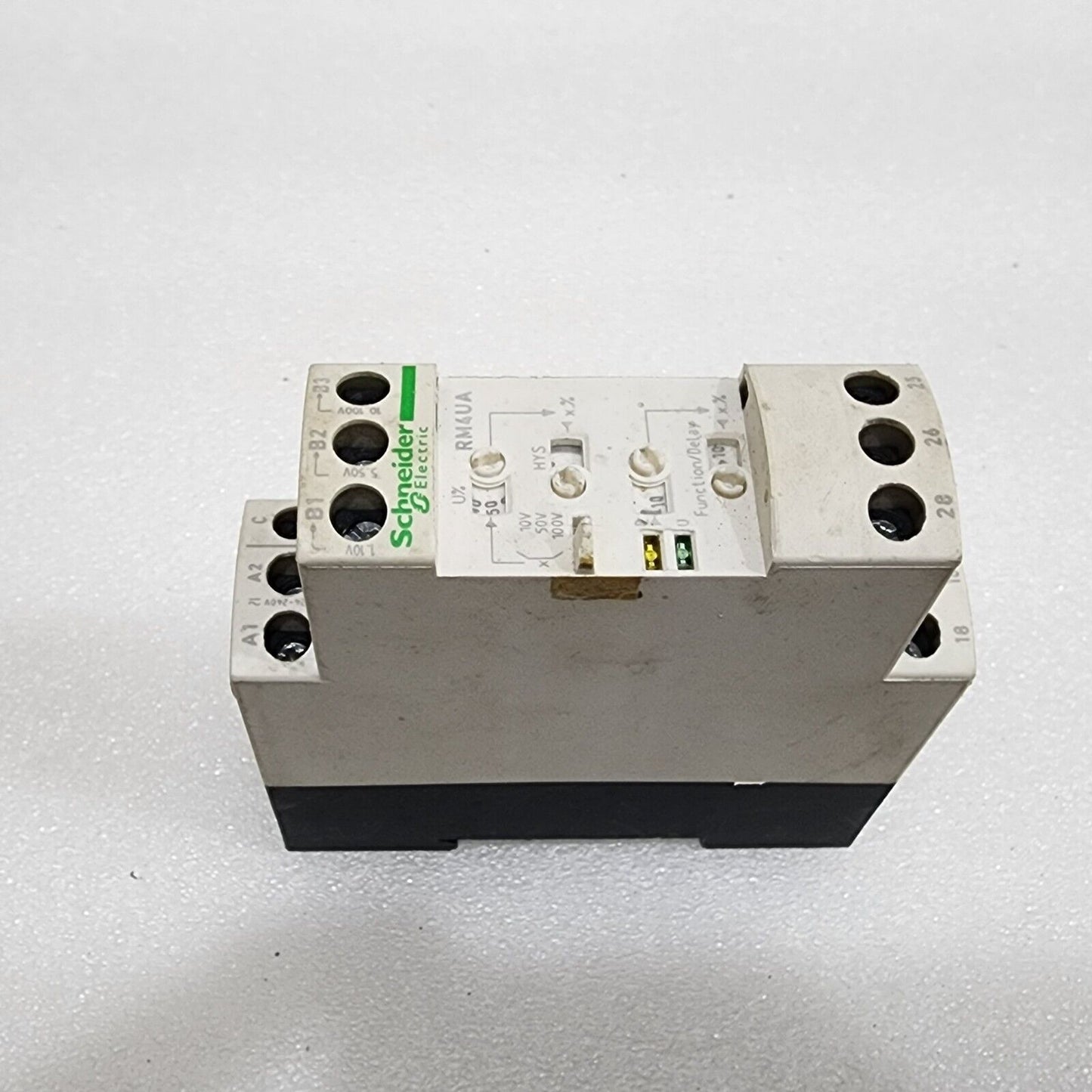 RM4UA32MW VOLTAGE MEASUREMENT RELAY 24-240VAC/DC