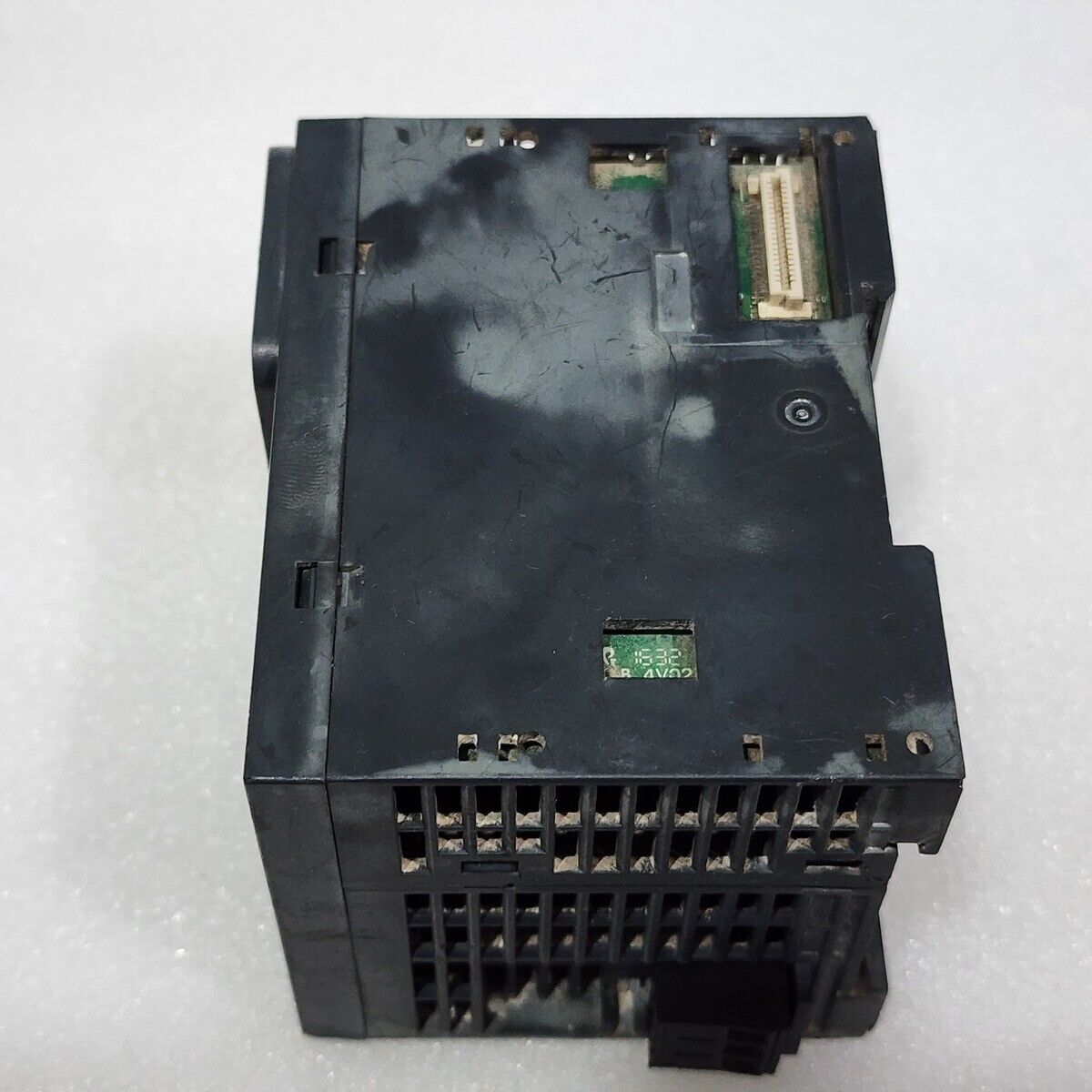 M221 LOGIC CONTROLLER TM221M16T