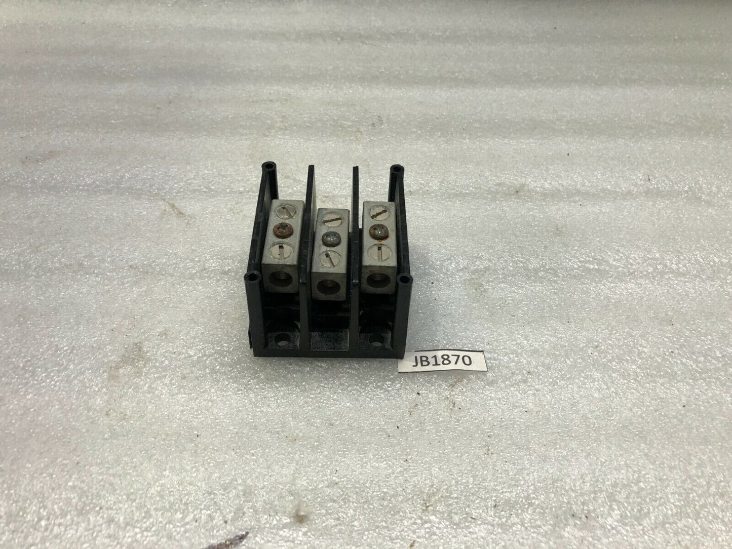 ALLEN BRADLEY 1492-PDM 3111 DISTRIBUTION BLOCK 115A 600V AC/DC