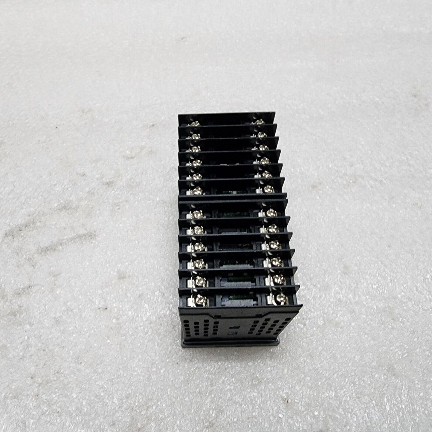 FUJI ELECTRIC PXF5AAA2-FV100-P TEMPERATURE CONTROLLER 100-240VAC