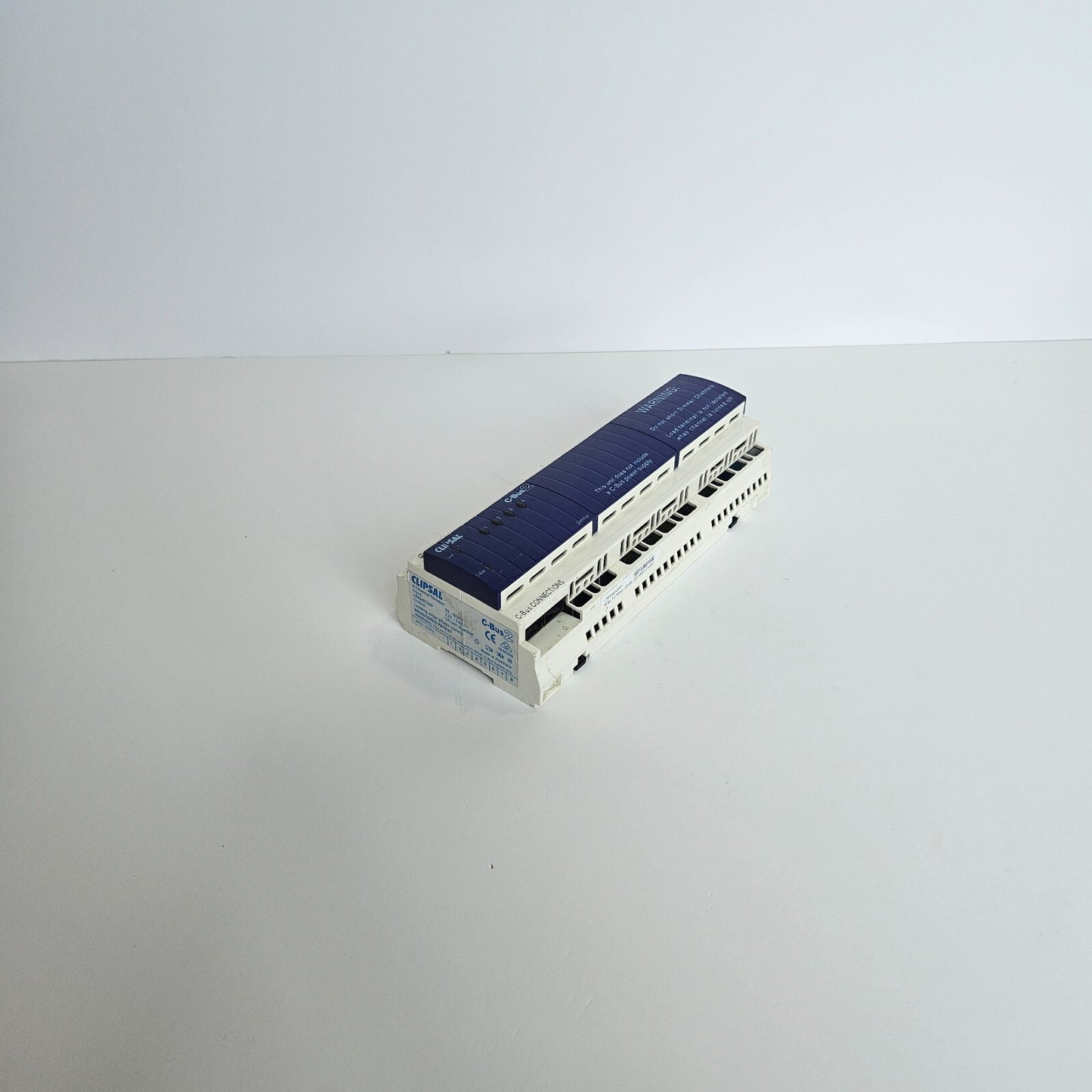 CLIPSAL L5504D2AP 4-CHANNEL DIMMER 220-240V