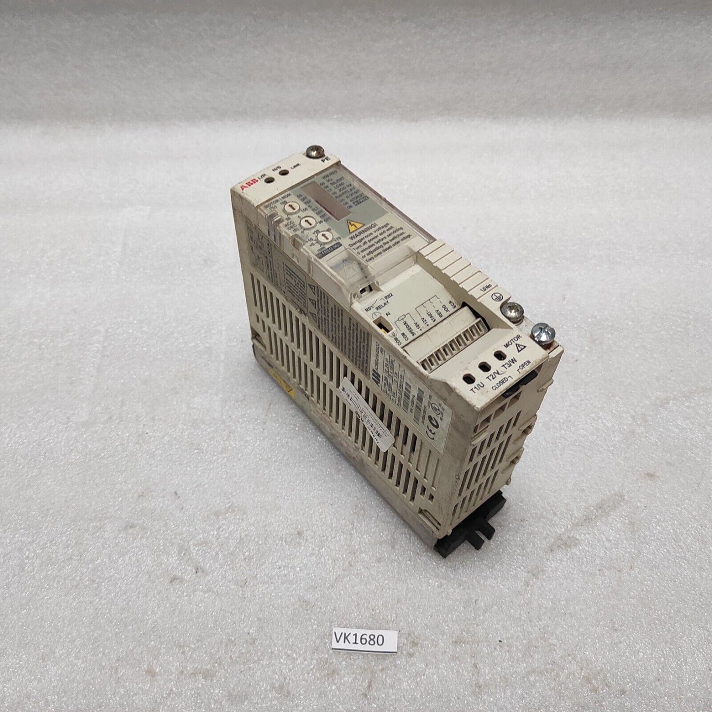 ABB ACS50-01N-02A2-2 INVERTER DRIVE 0.37kW 0.5HP 3AFE64759191