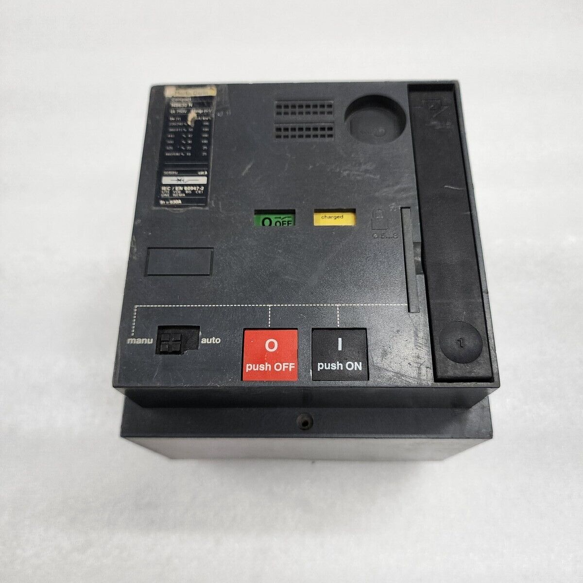 MERLIN GERIN COMPACT NS630 N MOTOR OPERATOR 630A NS630N