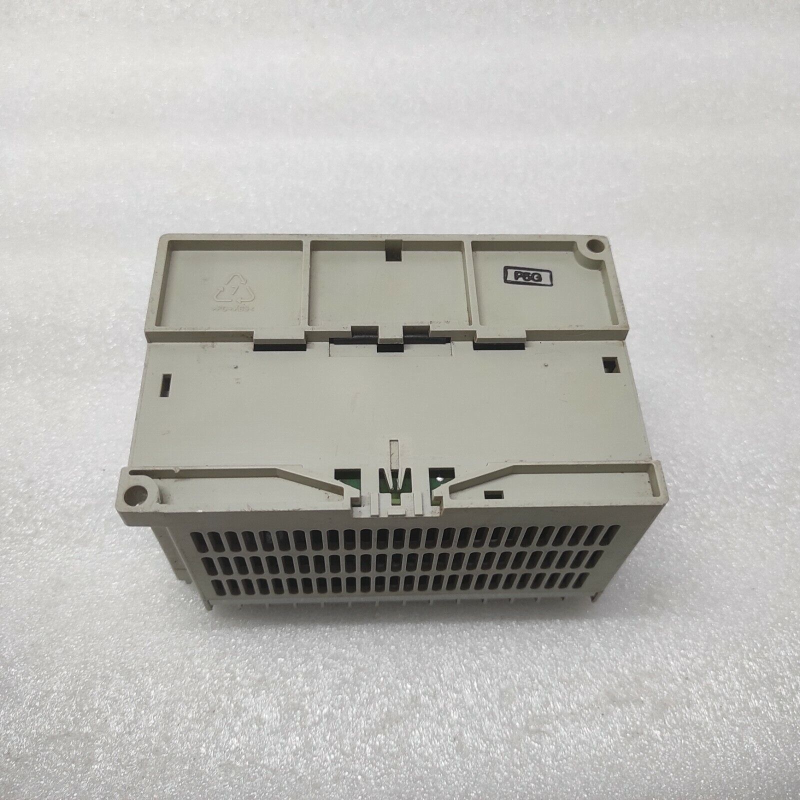 ALLEN BRADLEY MICROLOGIX 1000 CAT 1761-L16BWA DAMAGED