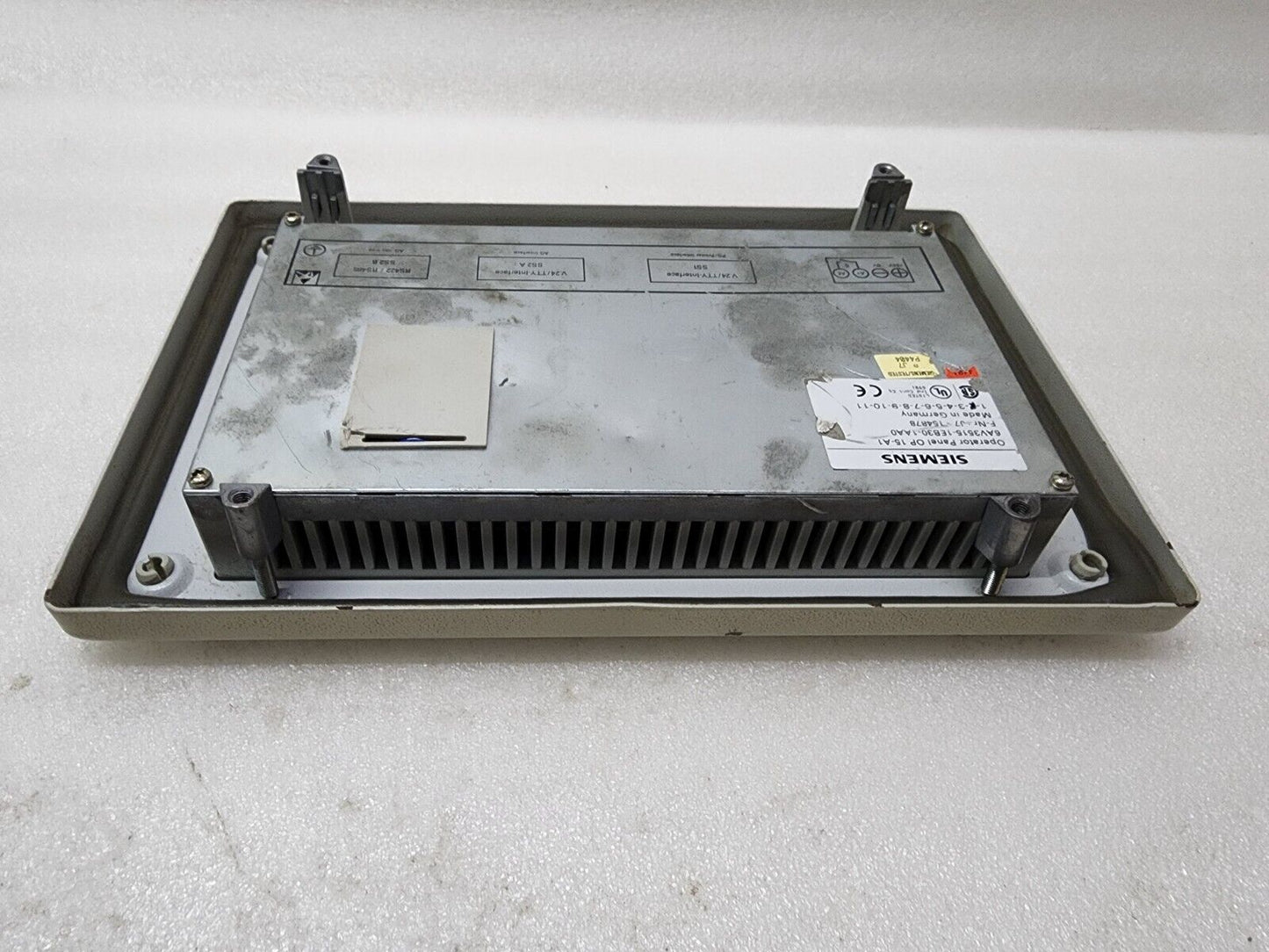 SIEMENS 6AV3515-1EB30-1AA0 OPERATOR PANEL OP 15-A1