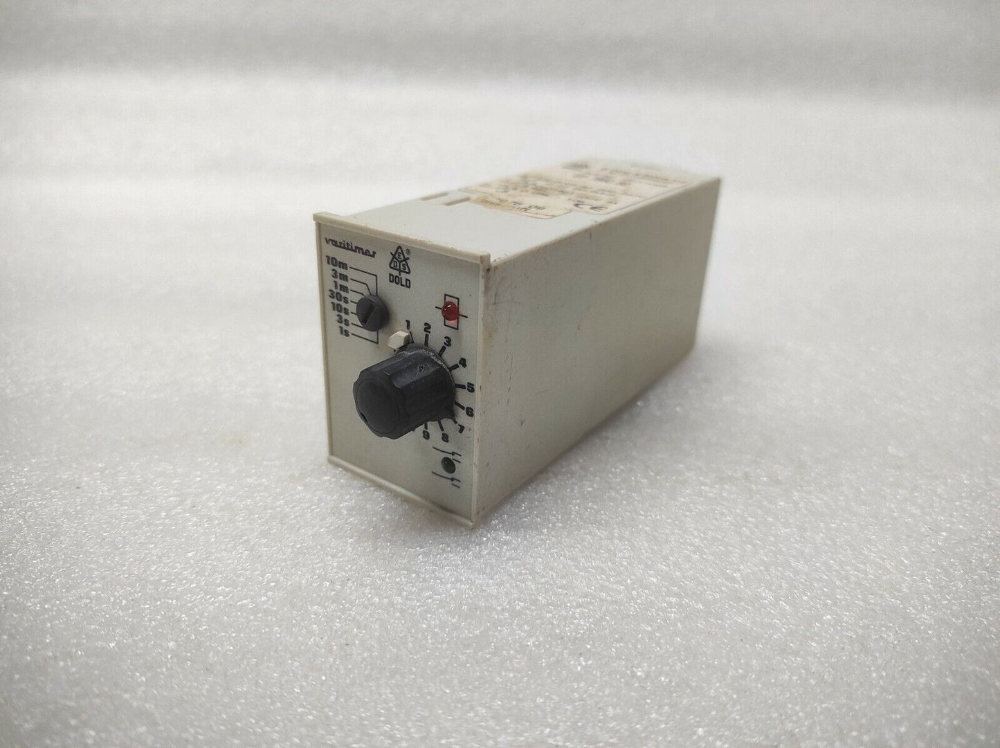 DOLD E0 7860.82 TIME RELAY 0031098 220-240V 0.05S-10M