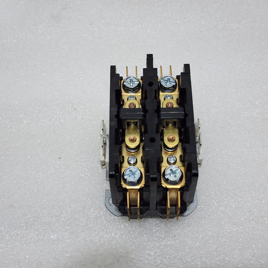 SQUARE D 8910DP32V09 DEFINITE PURPOSE CONTACTOR 2-POLE 30A COIL VOLTAGE 208-240V