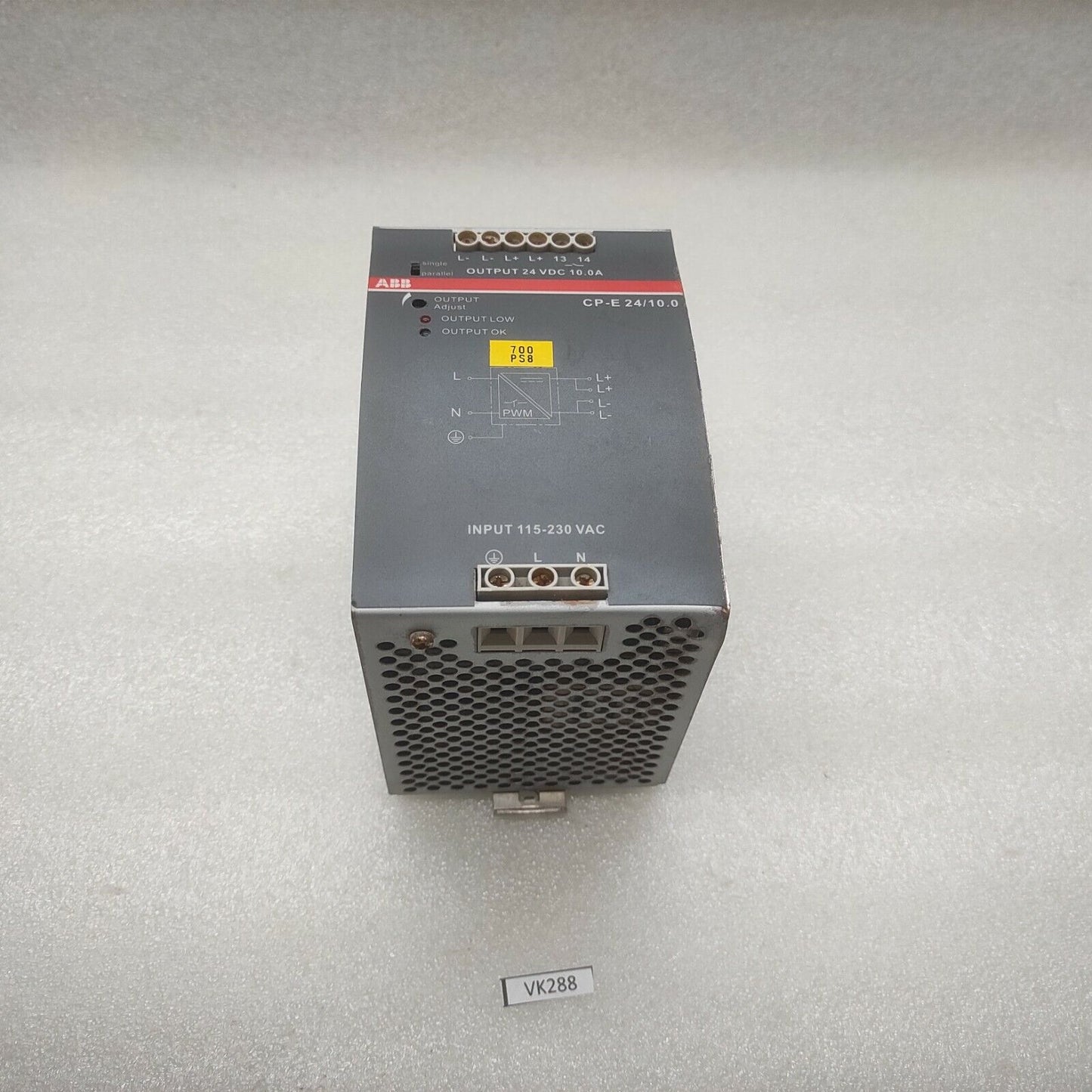 ABB CP-E 24/10.0 POWER SUPPLY 1SVR427035R0000 24VDC 10A