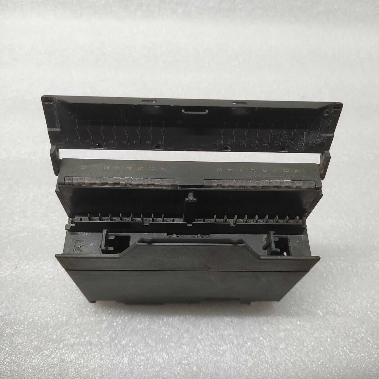 SIEMENS SM321 DIGITAL INPUT MODULE 6ES7 321-1BH02-0AA0 