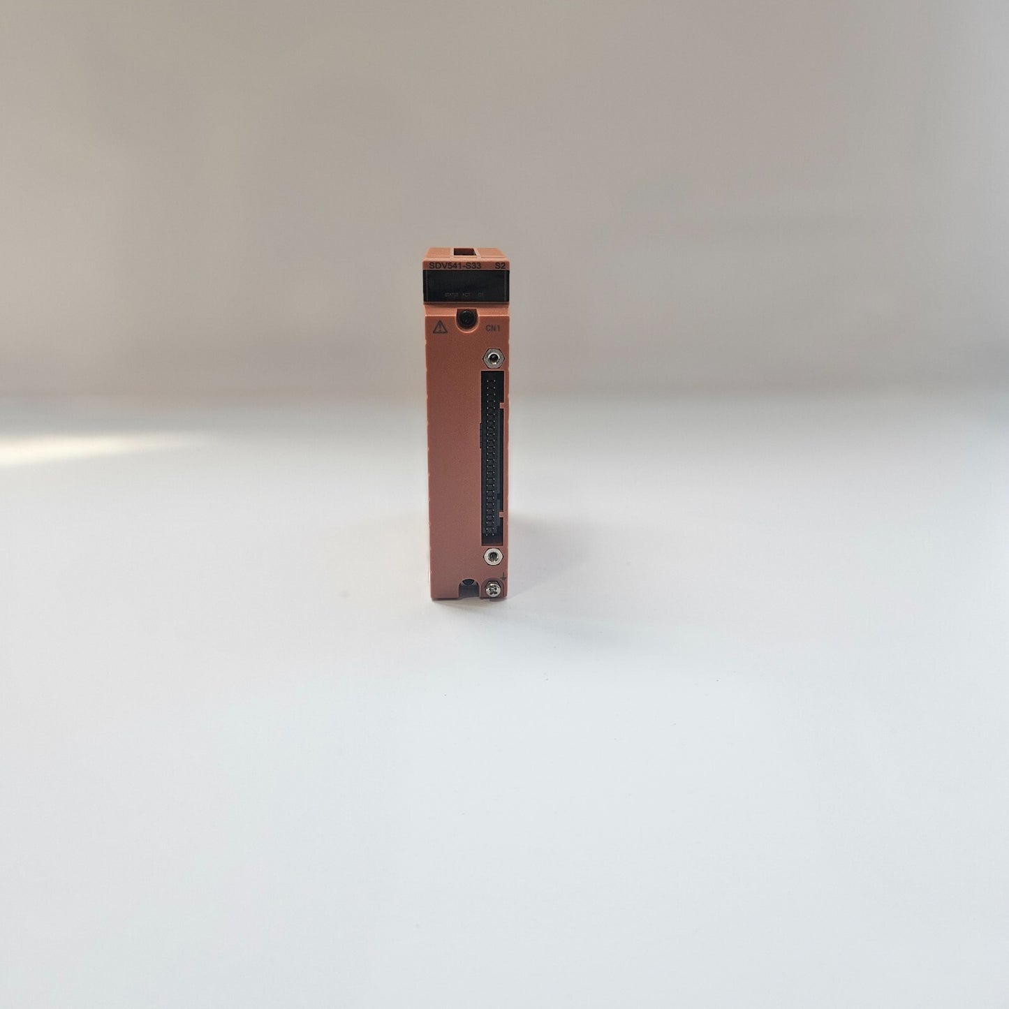 YOKOGAWA SDV541-S33 S2 DIGITAL OUTPUT MODULE