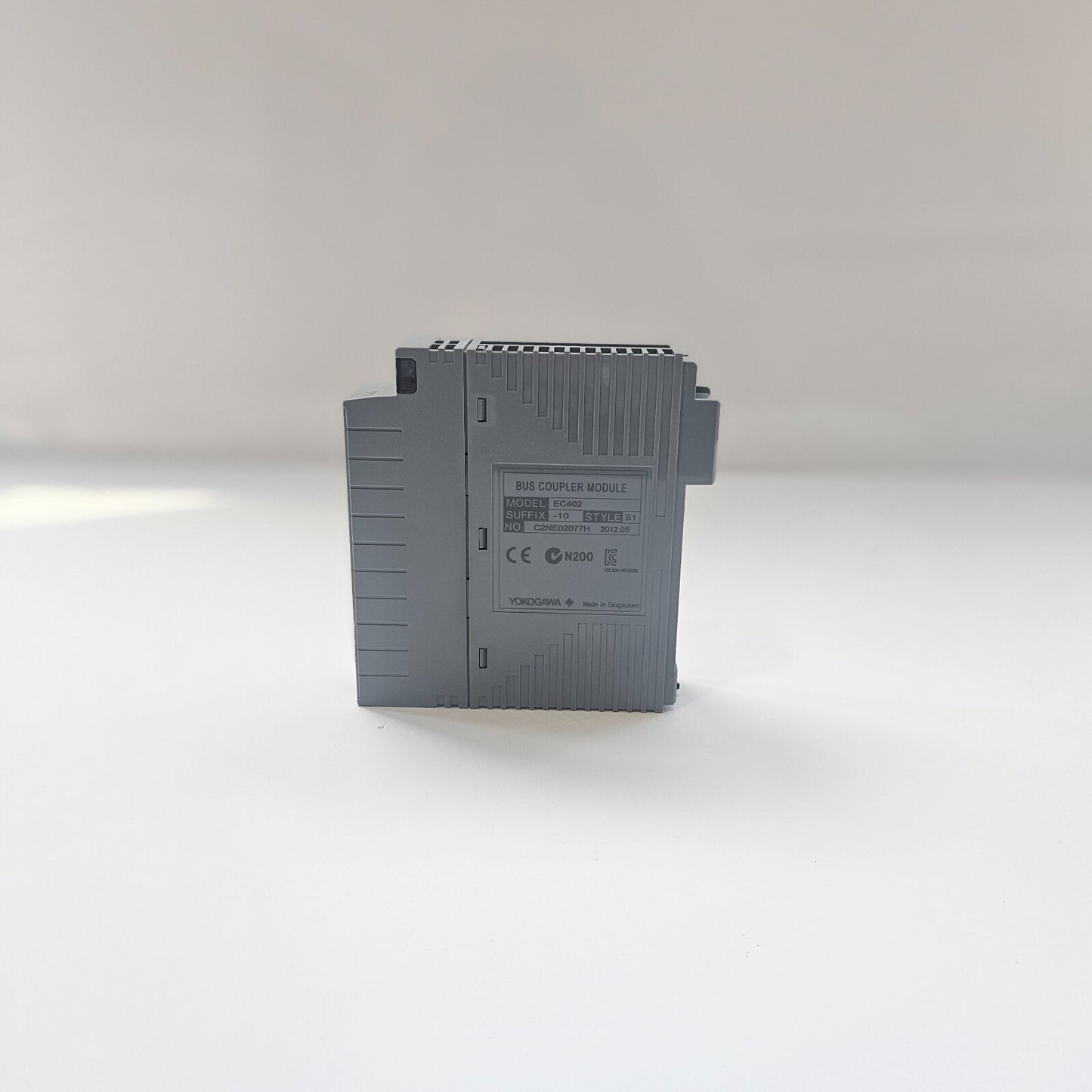 YOKOGAWA EC402-10 S1 BUS COUPLER MODULE