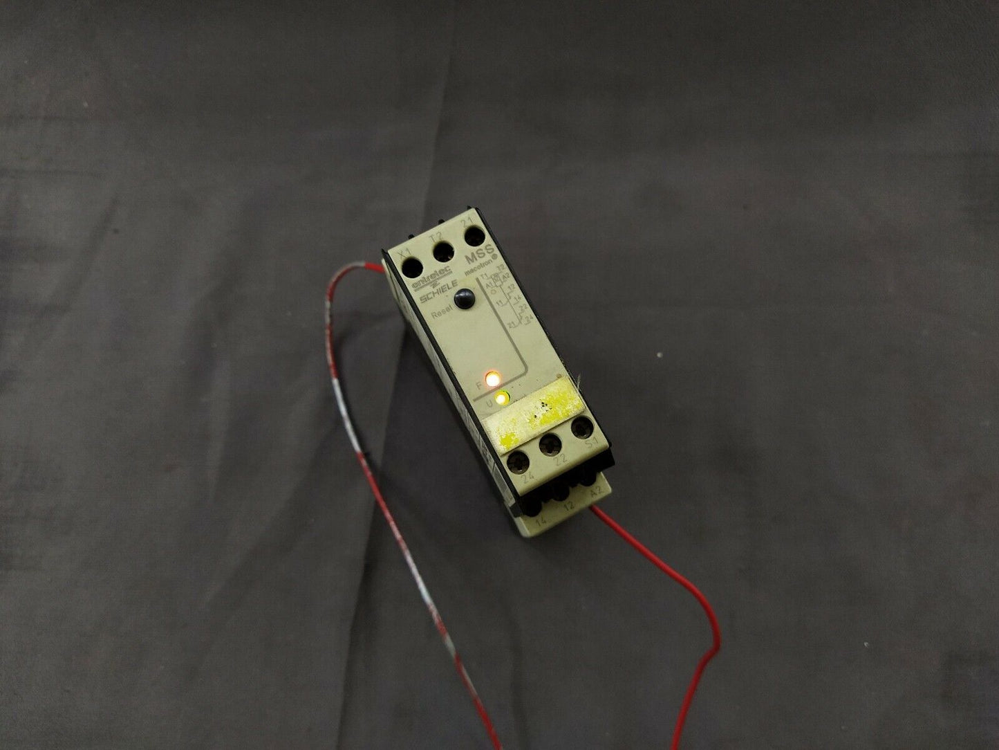 Schiele MSS Mecotron Thermistor Motor Protection Relay 2-430-811-13 220-240V