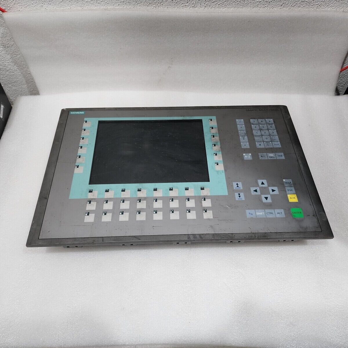 SIEMENS 6AV6 643-0DD01-1AX1 MP277 10” KEY MULTIPANEL