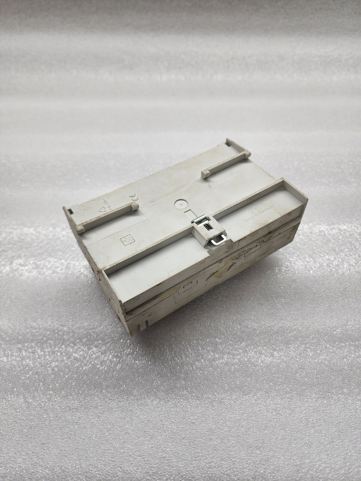 ABB SA/S 8.10.2.1 SWITCH ACTUATOR 2CDG110157R0011