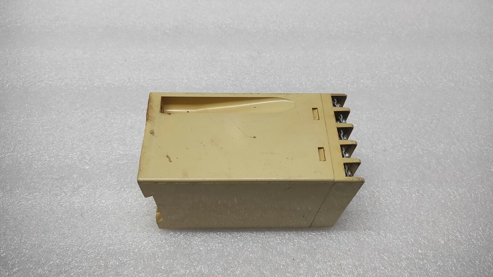 ABB SACE YU DELAY 110-125VAC/DC 702209/80-6