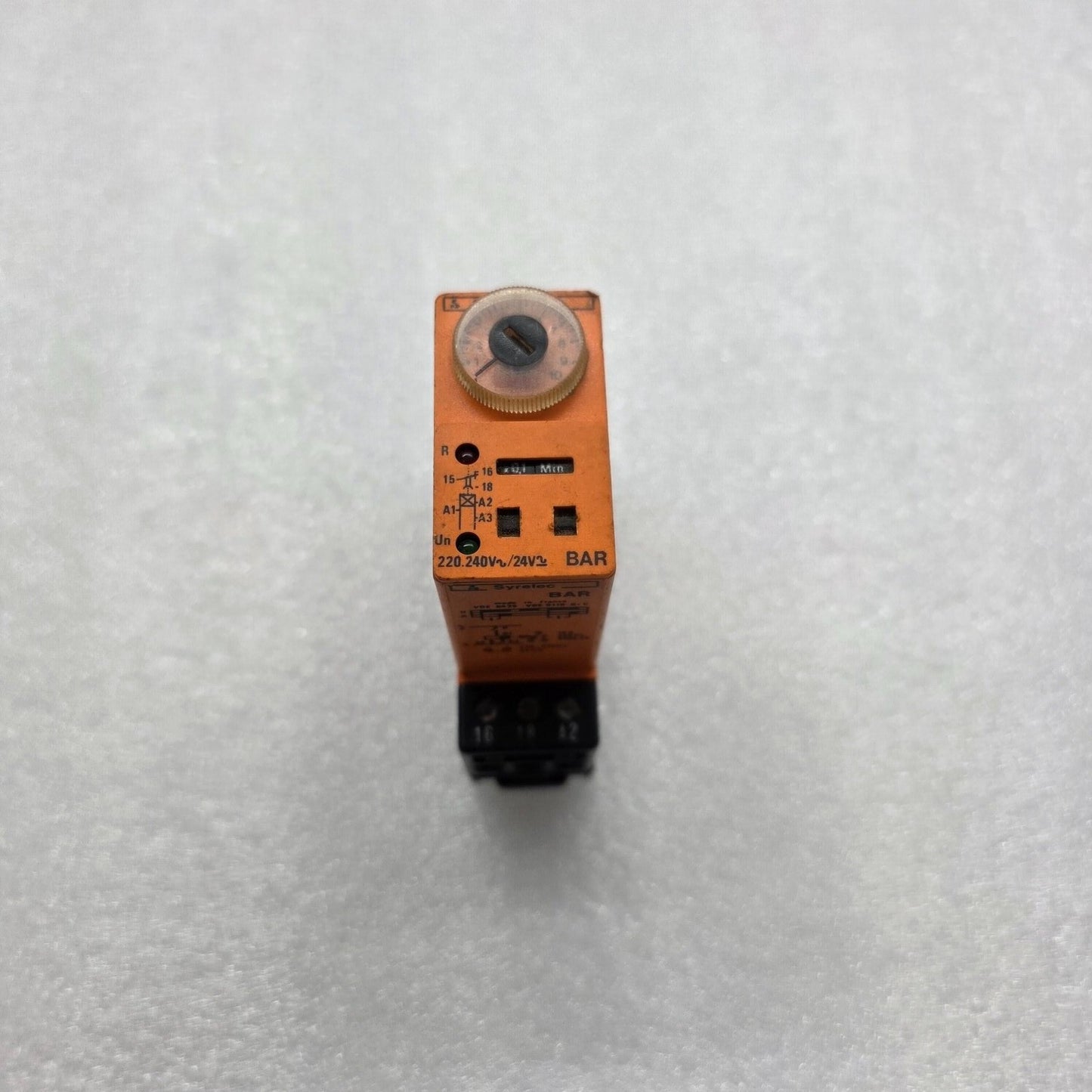 SYRELEC BAR TIMER RELAY 220-240VAC/24VAC-DC