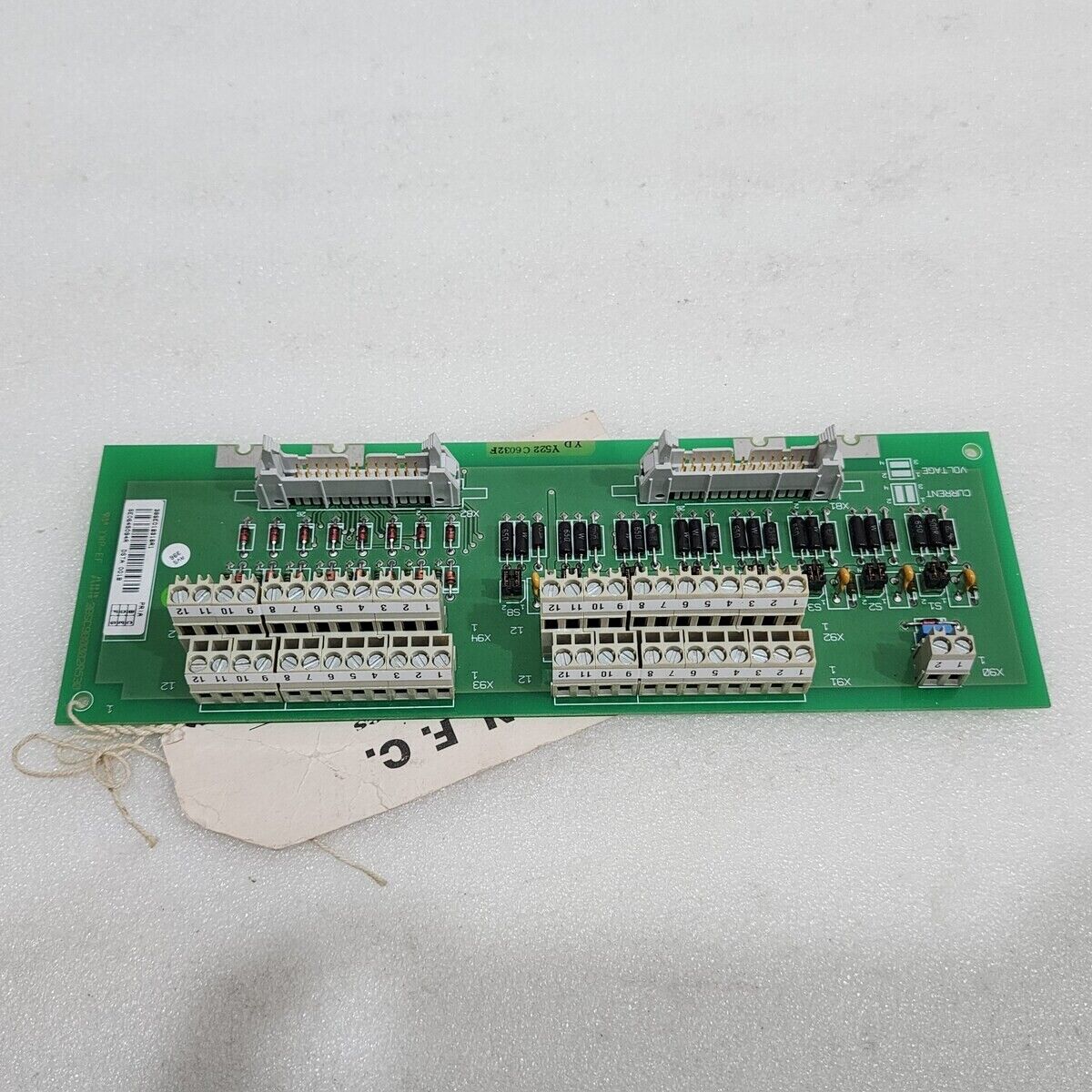 ABB DSTA 001B CONNECTION UNIT FOR ANALOG MODULE 3BSE018316R1